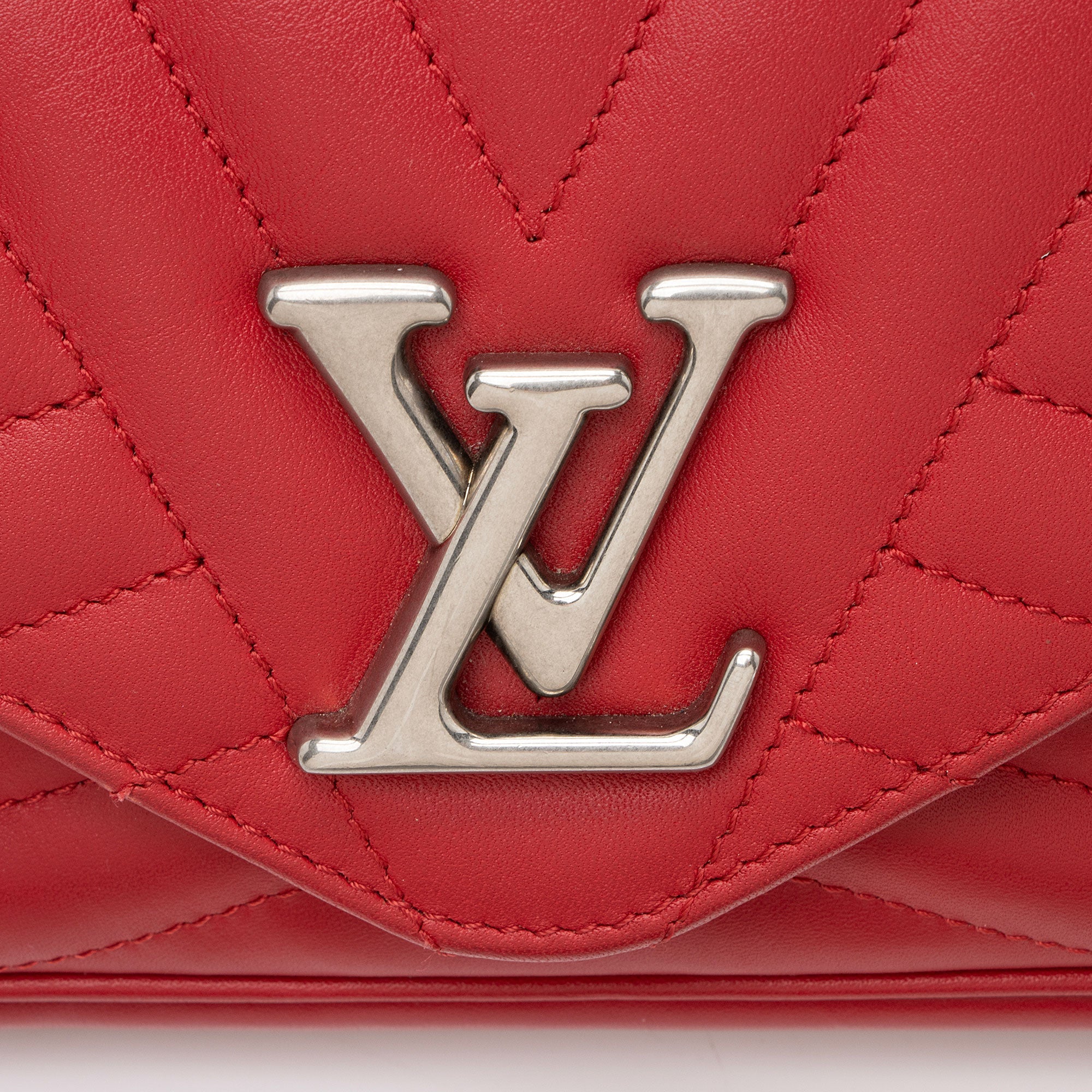 Louis Vuitton Calfskin New Wave Chain Pochette