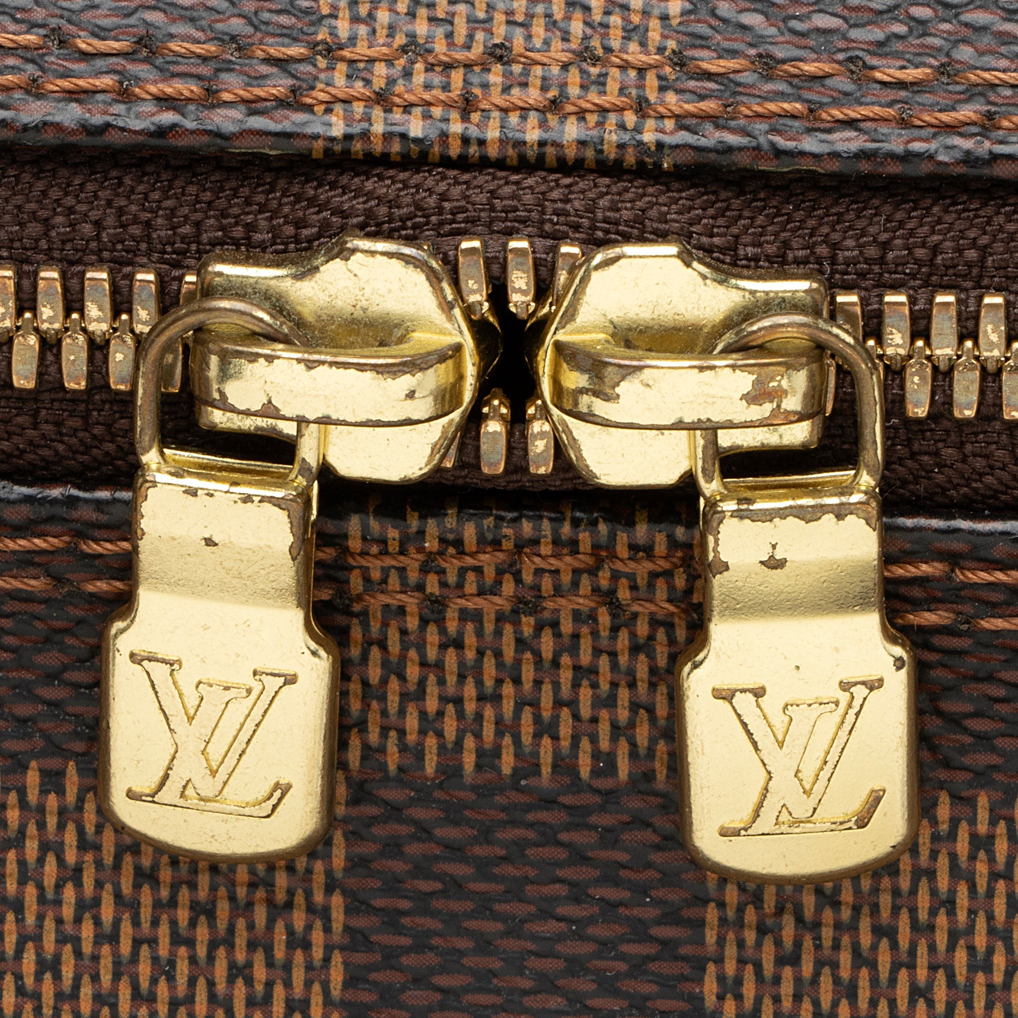Louis Vuitton Damier Ebene Naviglio Messenger