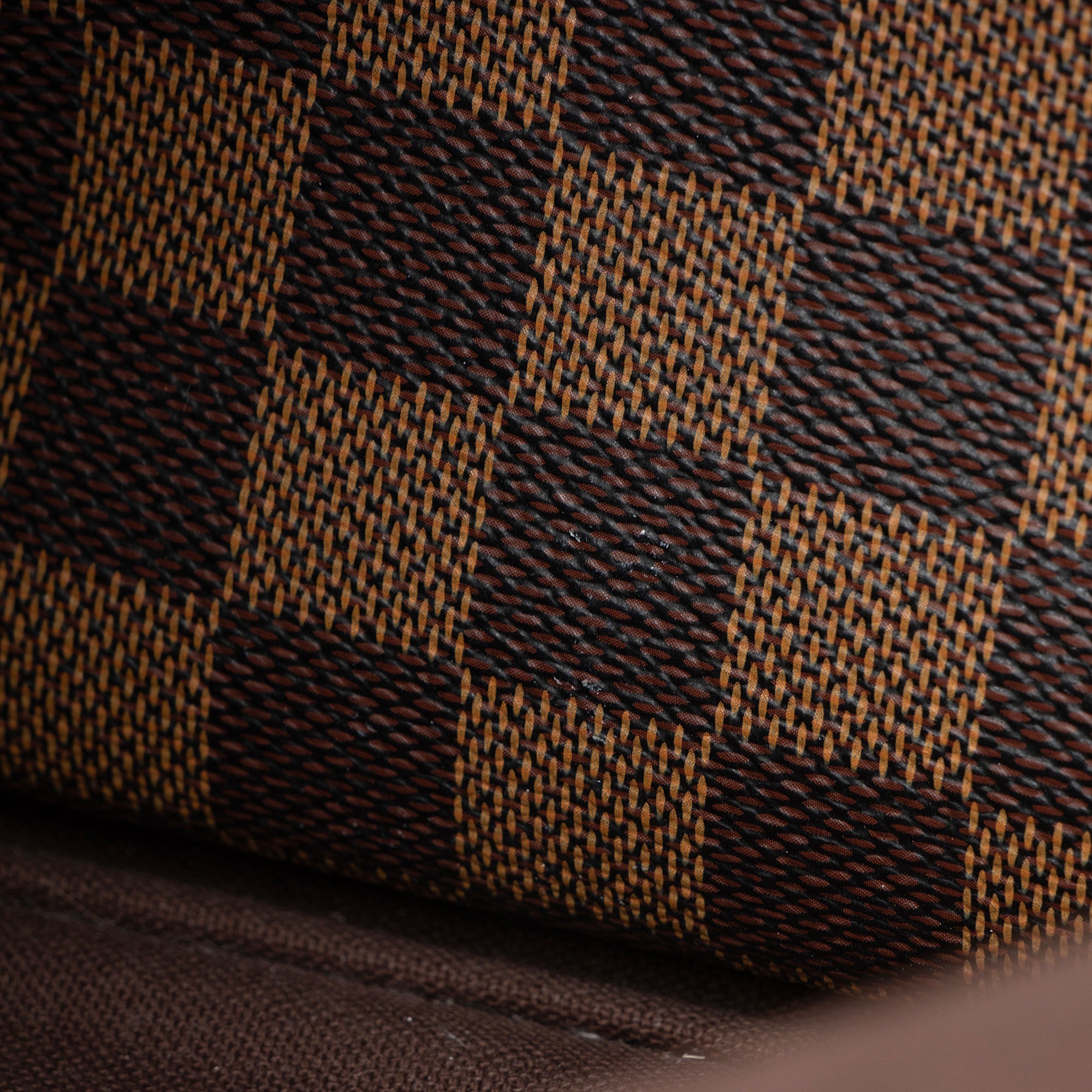 Louis Vuitton Damier Ebene Naviglio Messenger