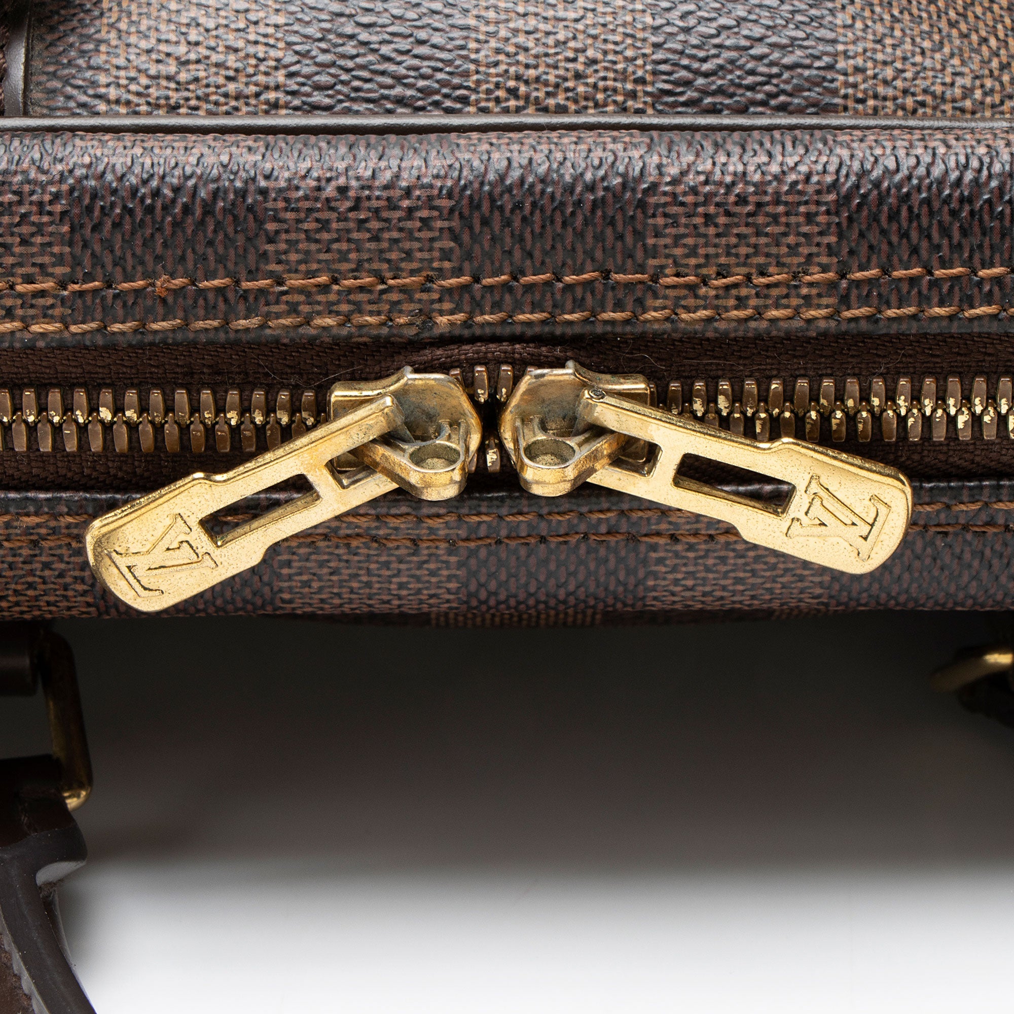 Louis Vuitton Damier Ebene Porte Documents Voyage Bag