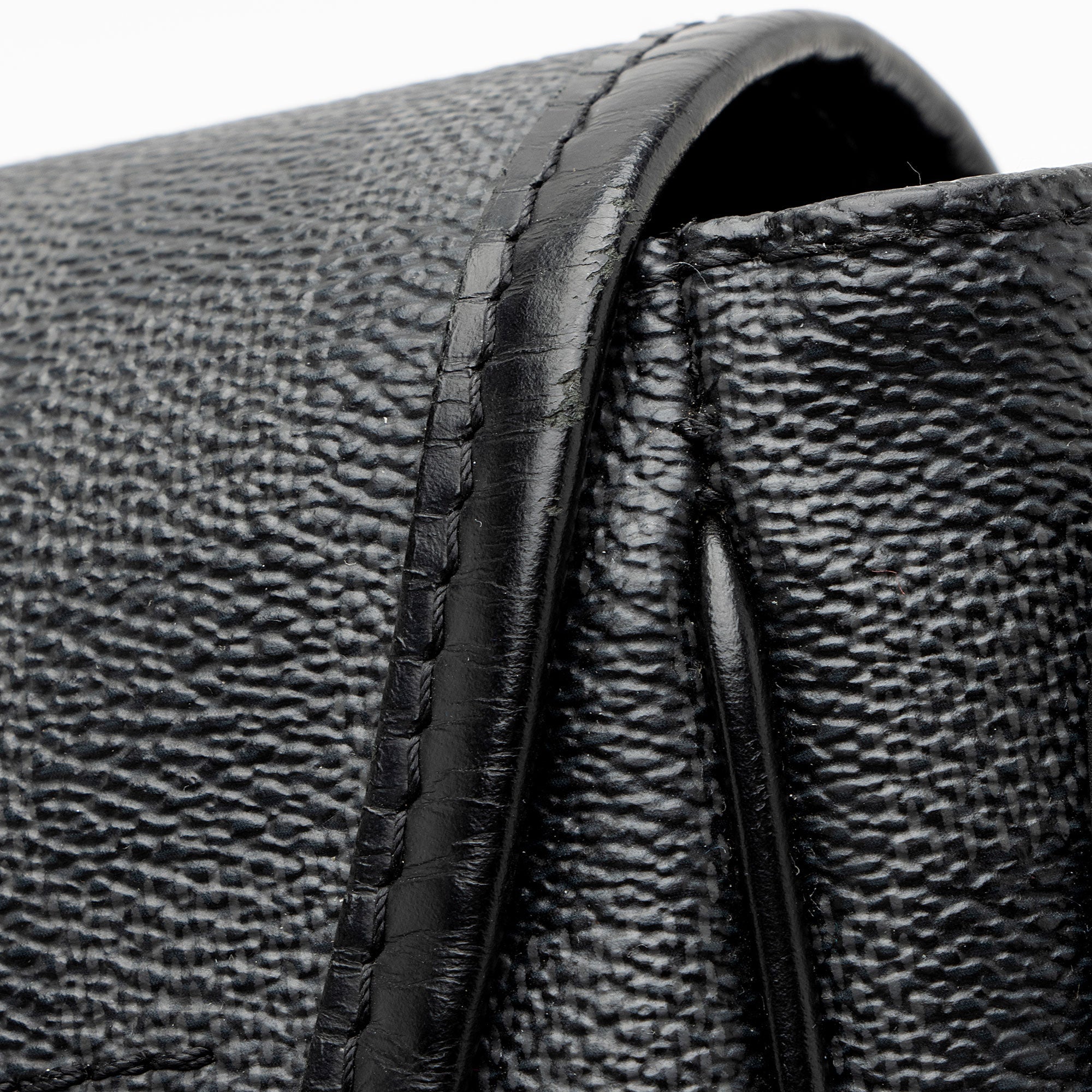 Louis Vuitton Damier Graphite Daniel MM Messenger