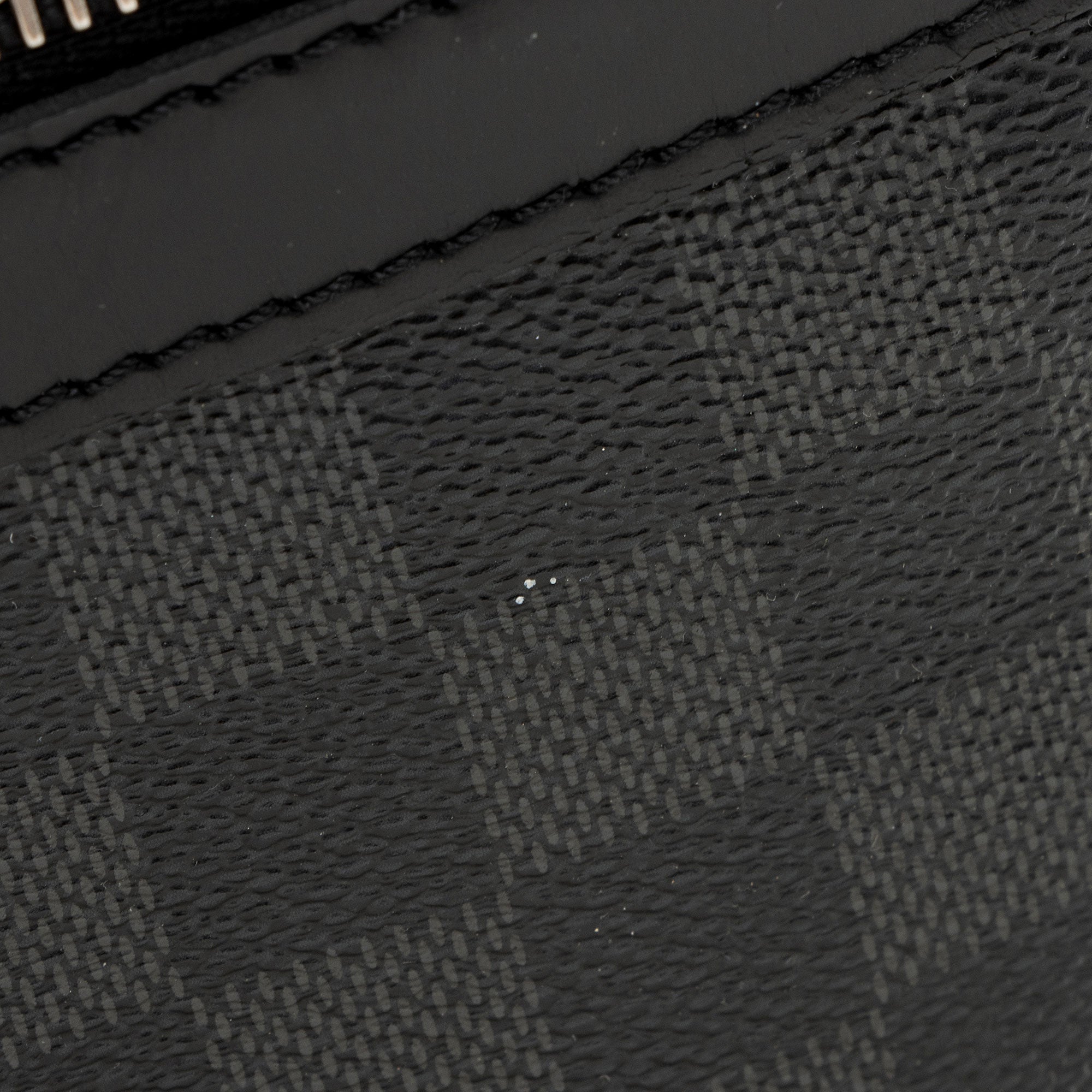 Louis Vuitton Damier Graphite Daniel MM Messenger