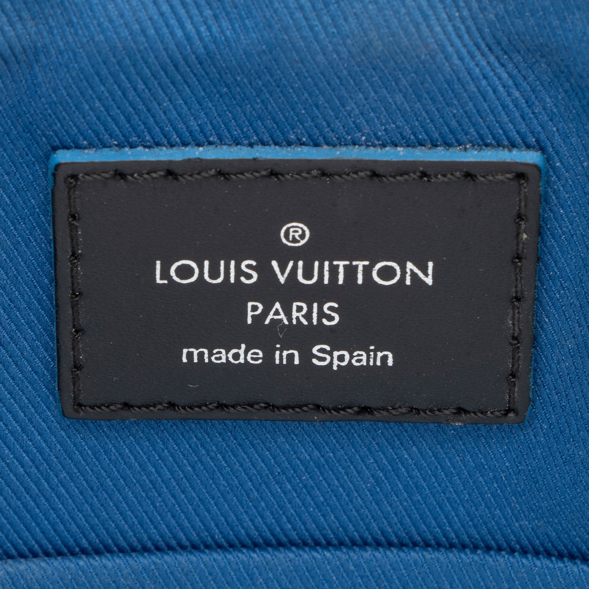 Louis Vuitton Damier Graphite District PM NM Messenger