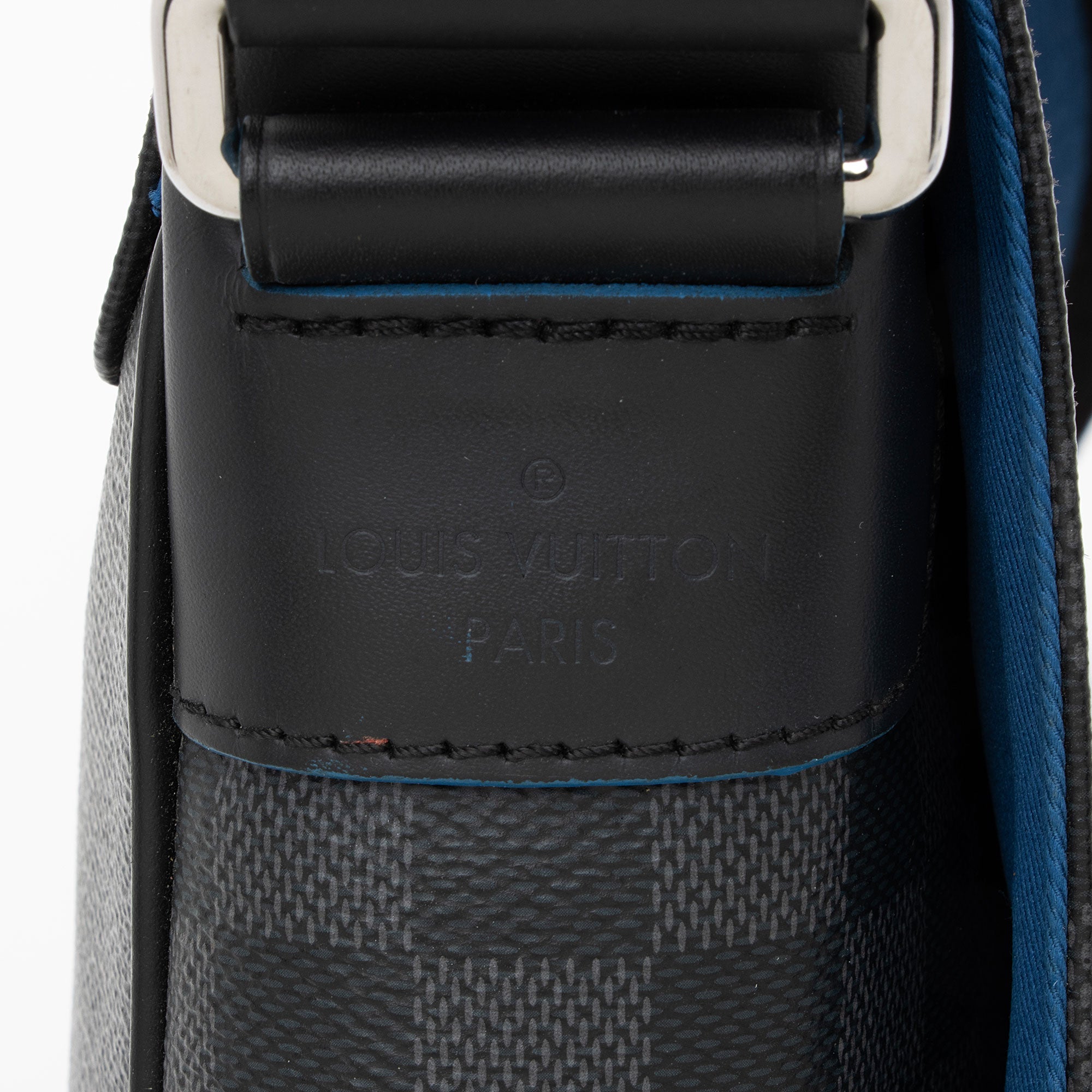 Louis Vuitton Damier Graphite District PM NM Messenger