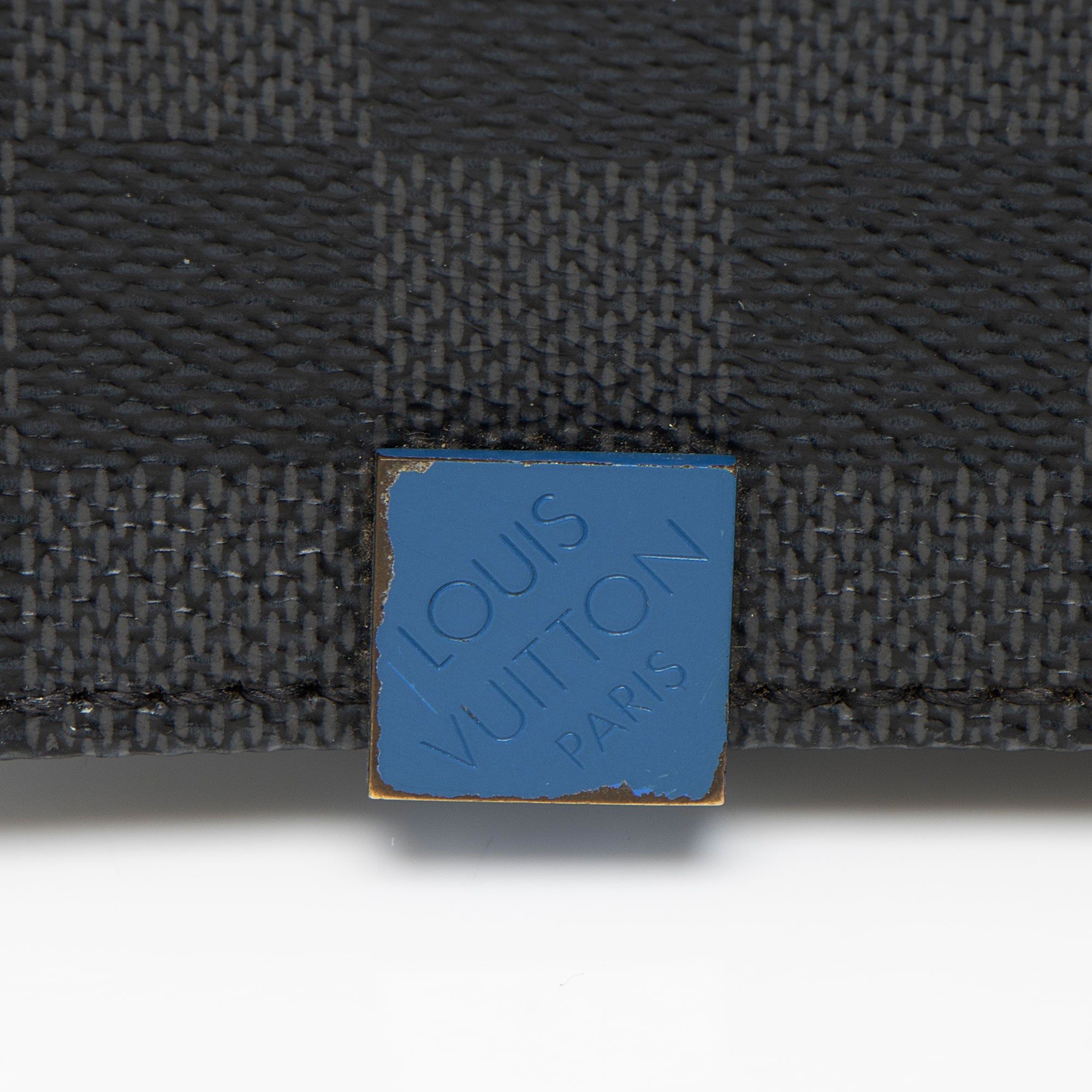 Louis Vuitton Damier Graphite District PM NM Messenger