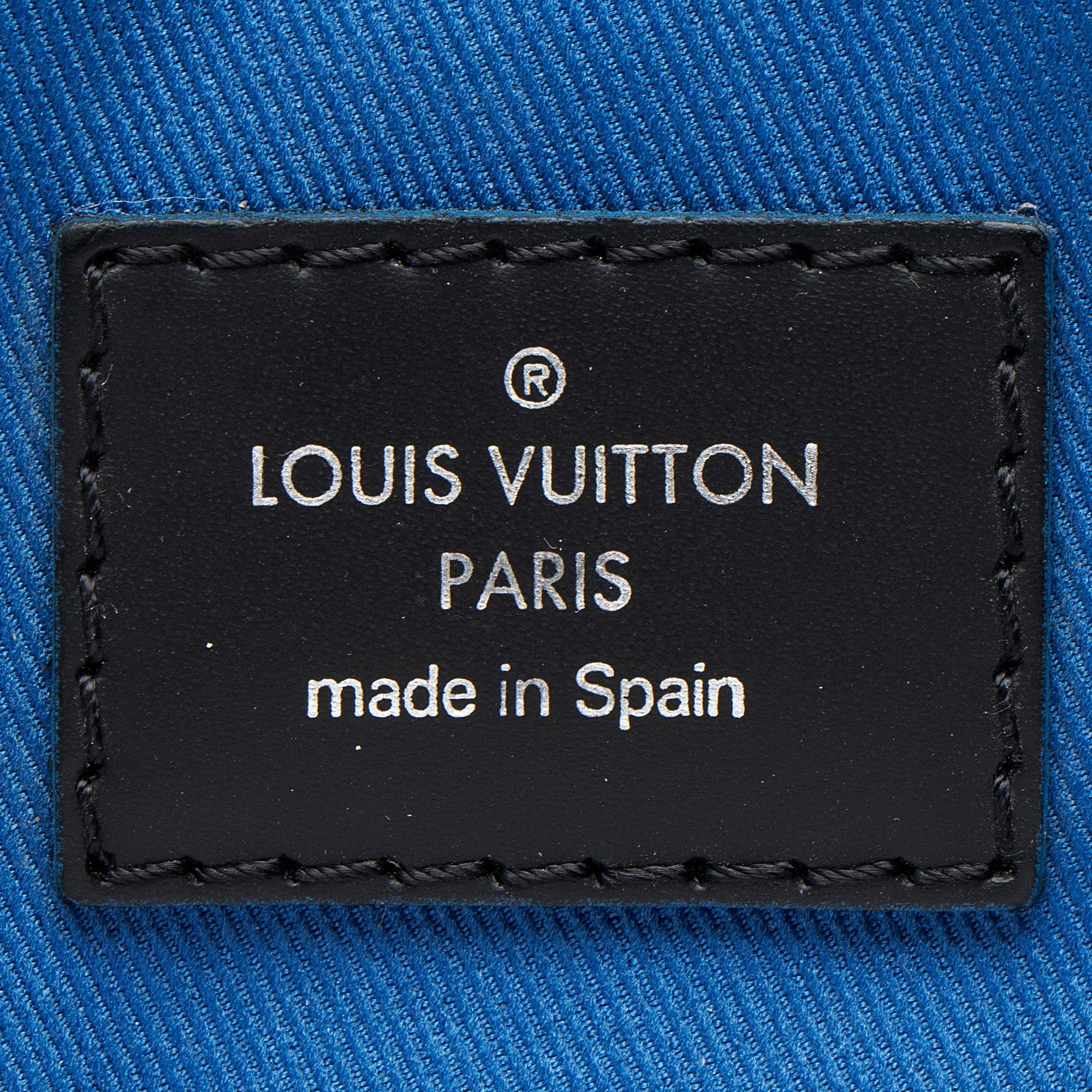 Louis Vuitton Damier Graphite District PM NM Messenger