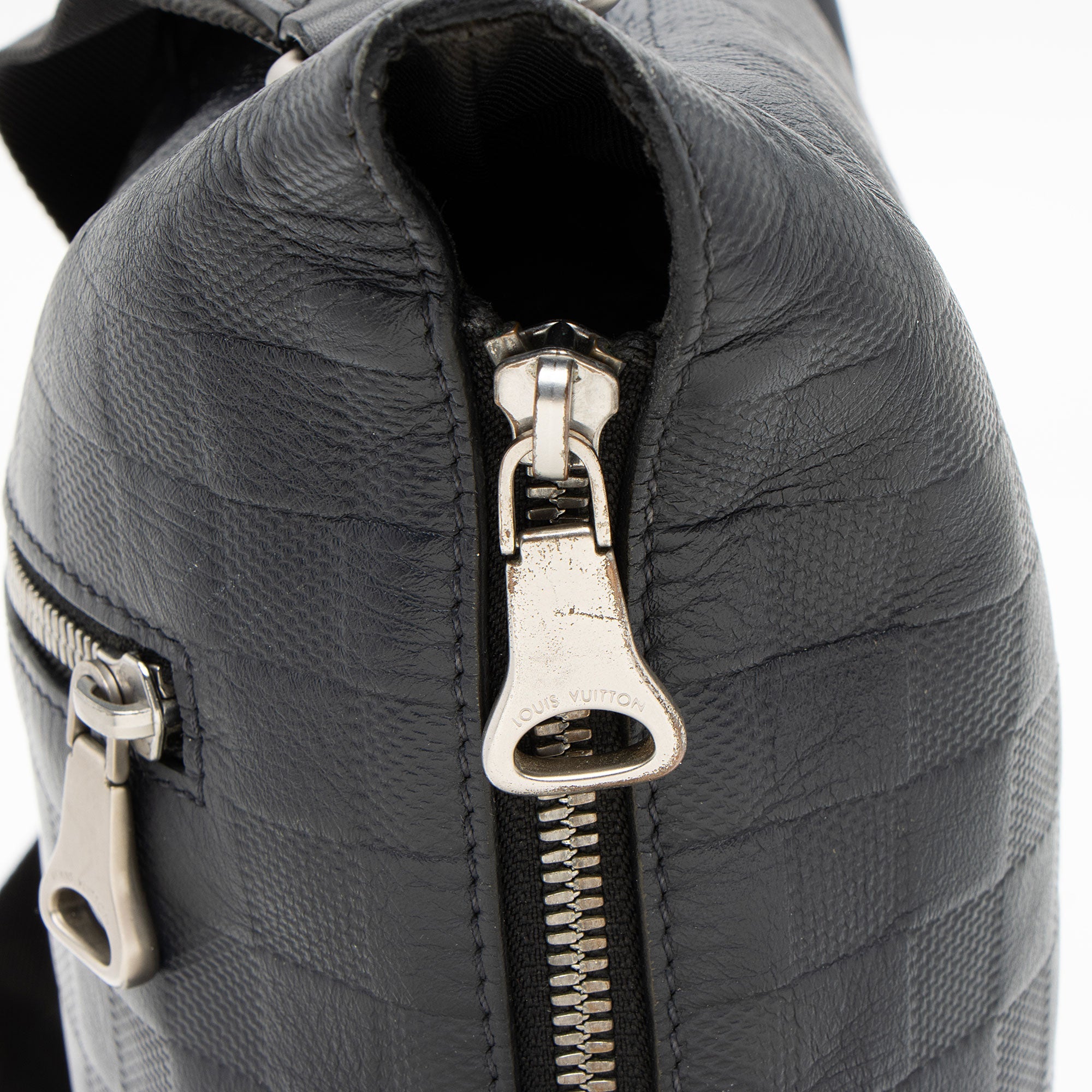 Louis Vuitton Damier Infini Discovery PM Messenger