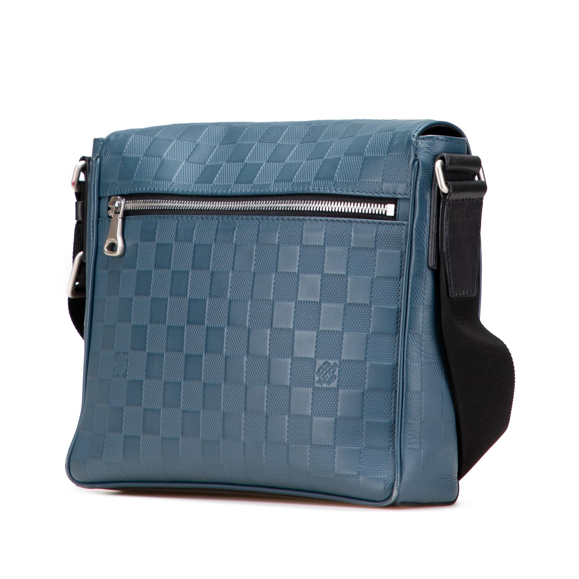 Louis Vuitton Damier Infini District PM