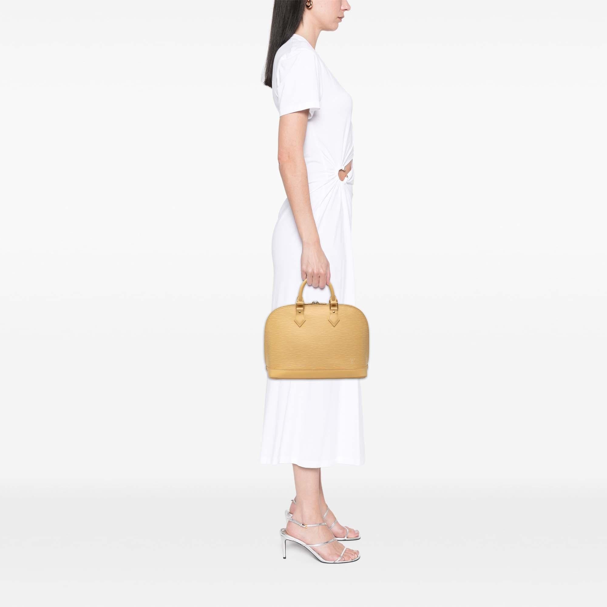 Louis Vuitton Epi Alma PM