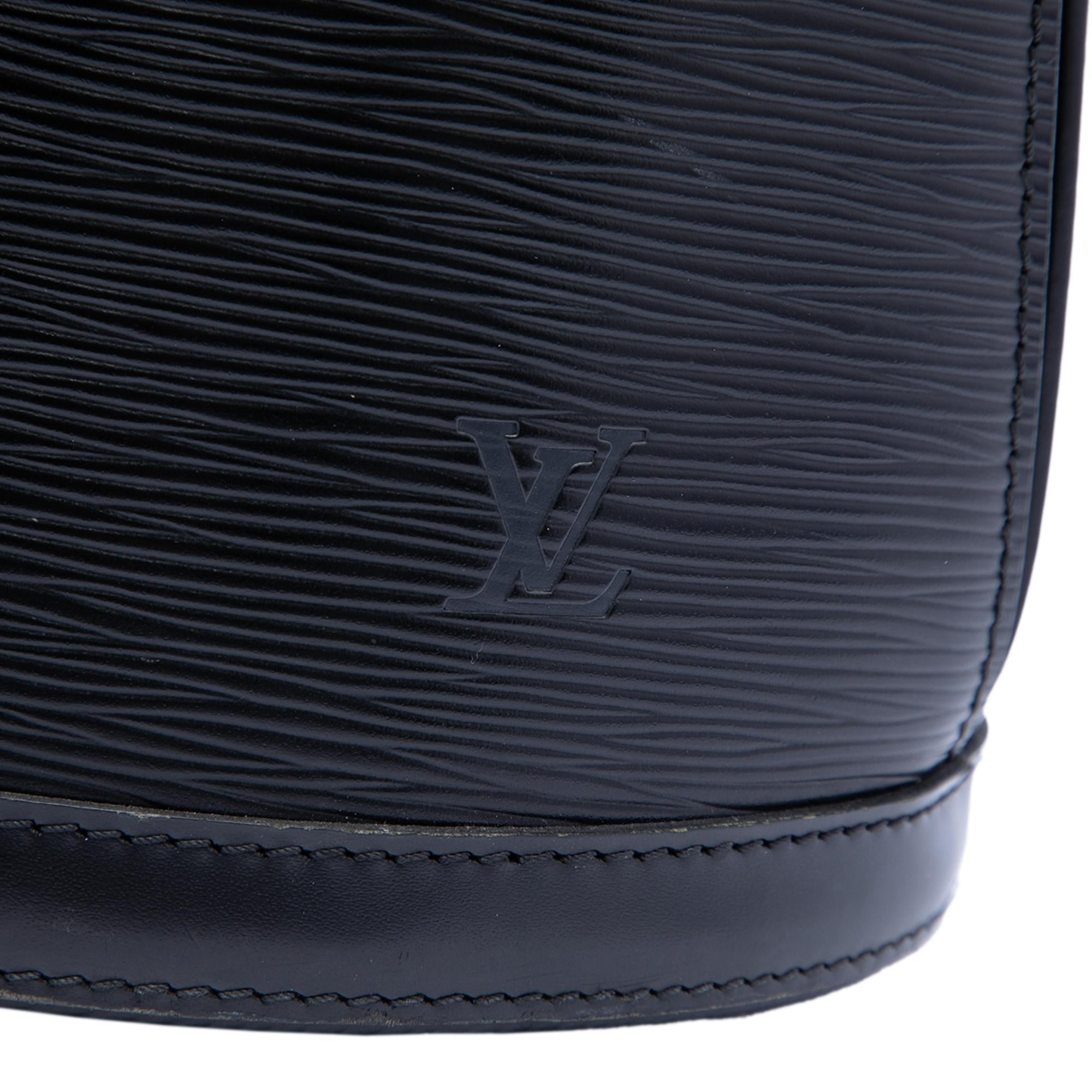 Louis Vuitton Epi Cluny