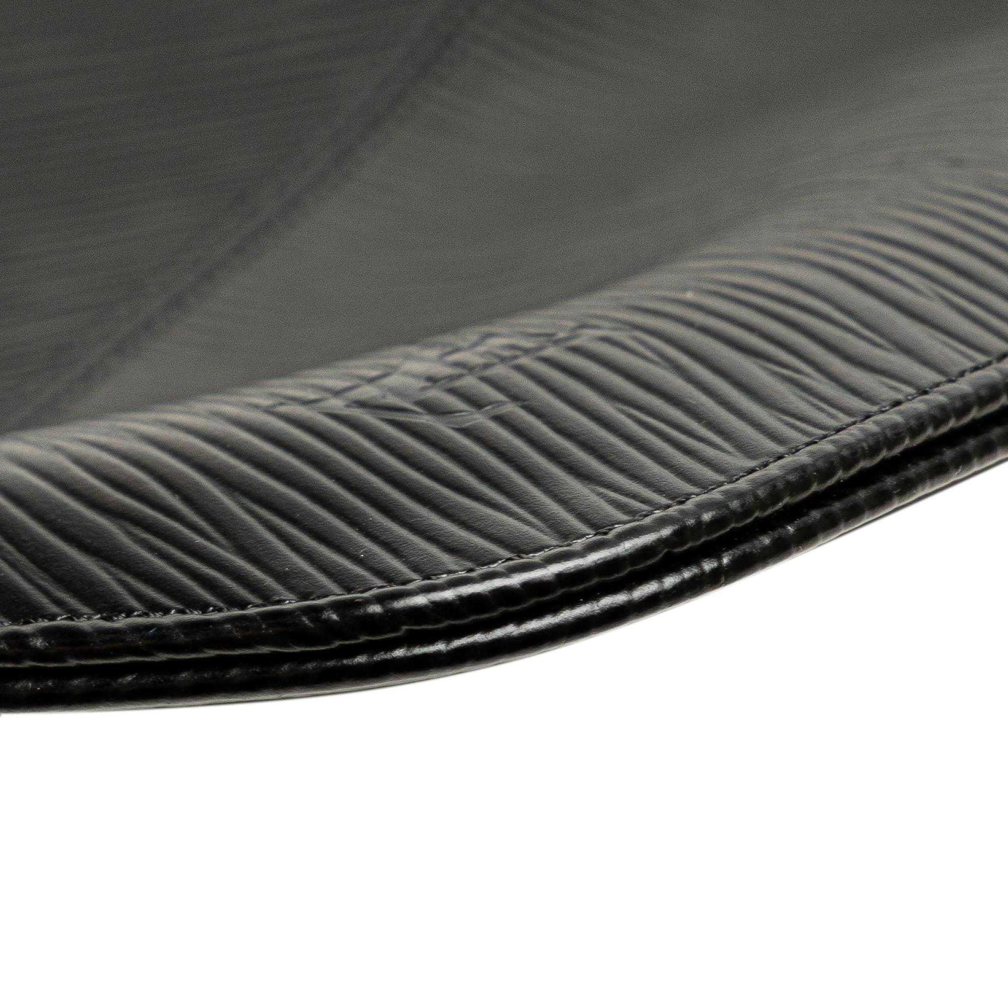 Louis Vuitton Epi Demi Lune