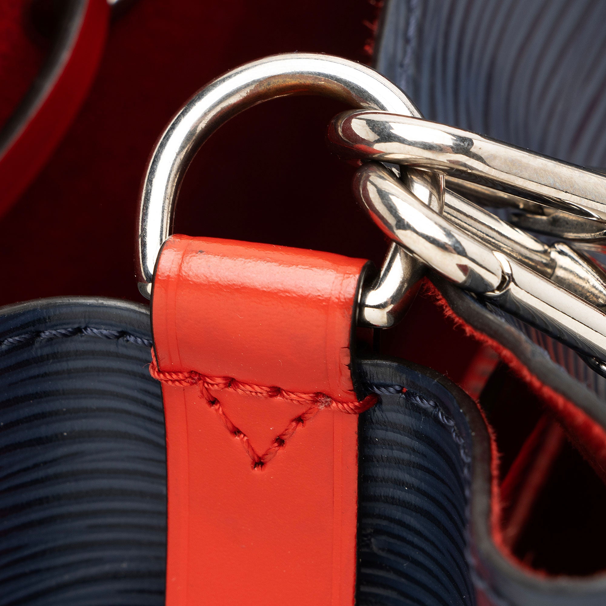Louis Vuitton Epi Leather Neonoe Shoulder Bag