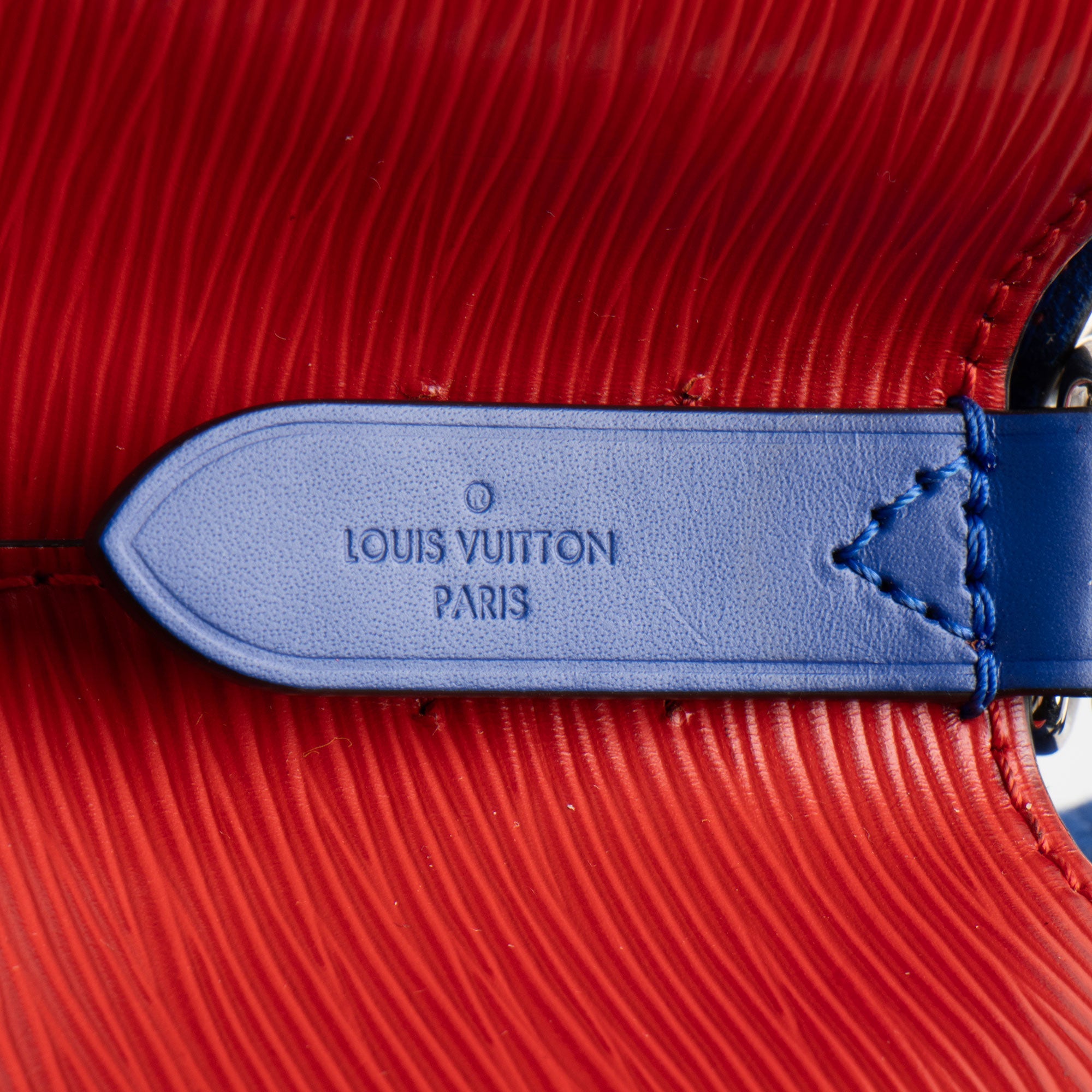 Louis Vuitton Epi Leather Neonoe Shoulder Bag