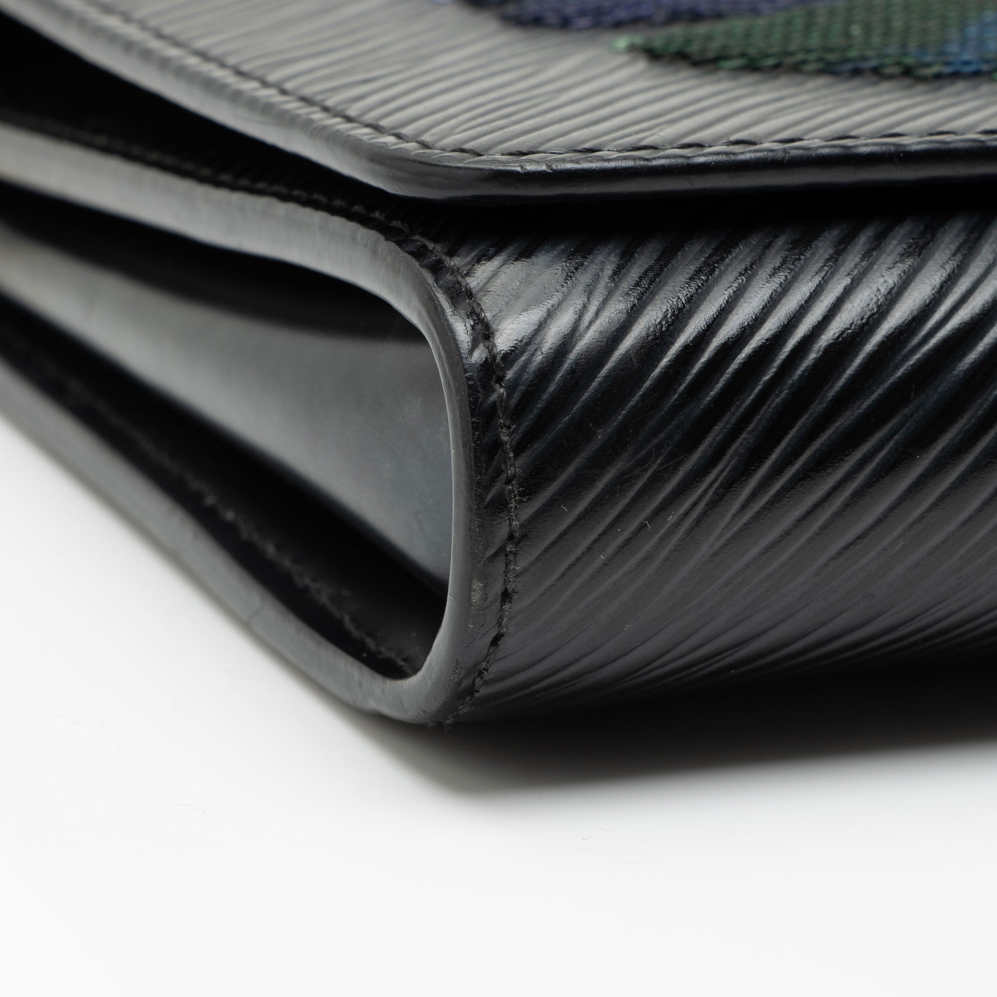 Louis Vuitton Epi Leather Sequin Hummingbird Twist Chain Wallet