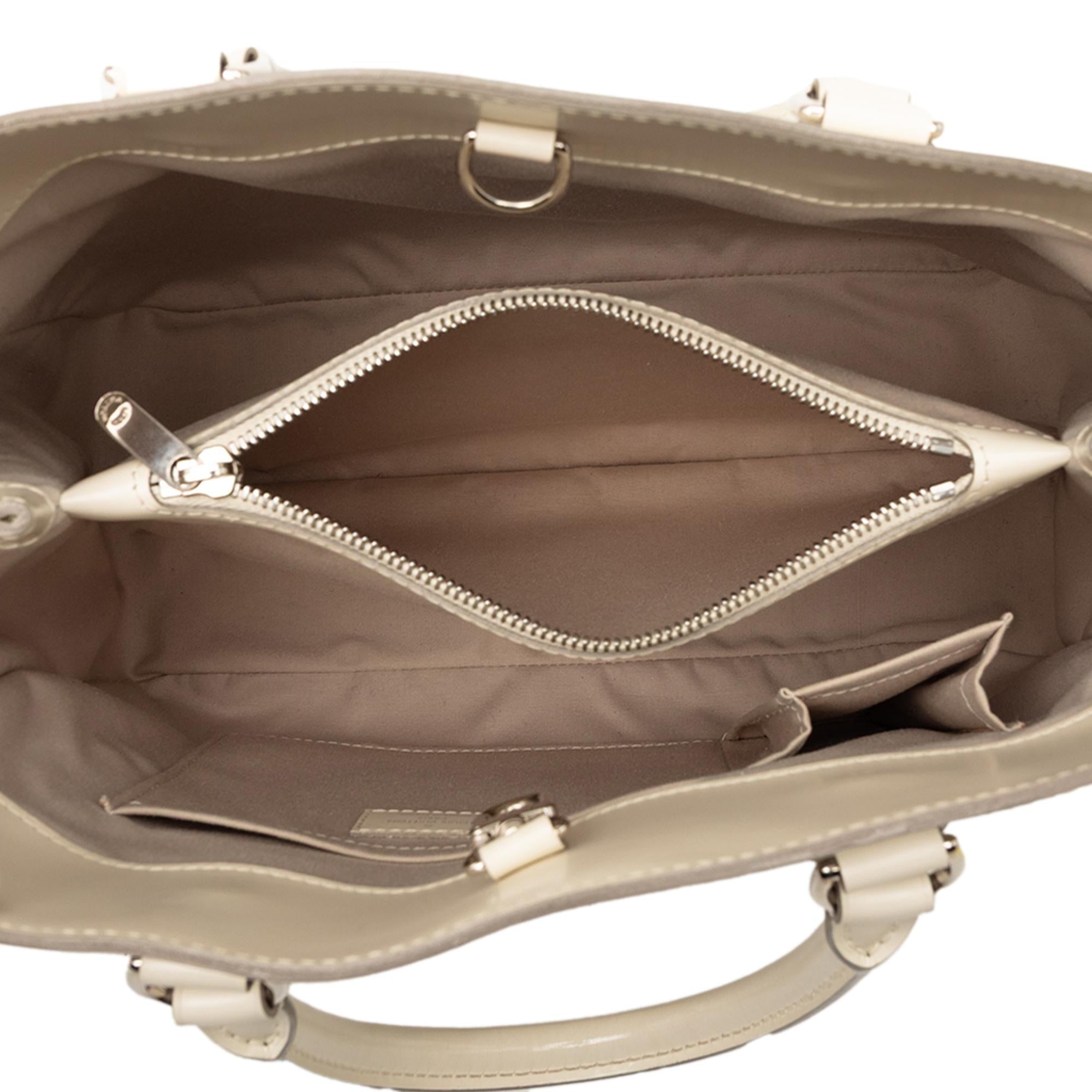 Louis Vuitton Epi Passy PM