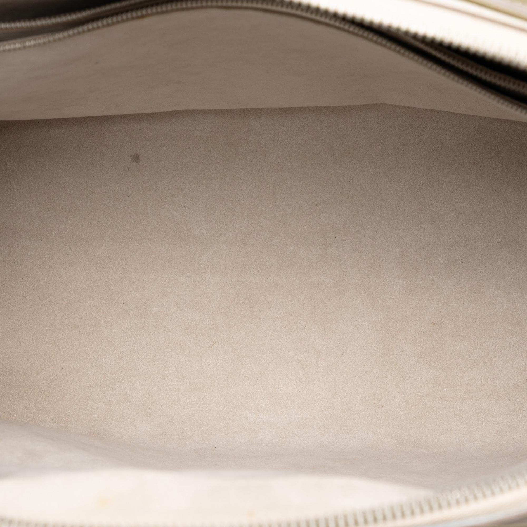 Louis Vuitton Epi Pont Neuf GM