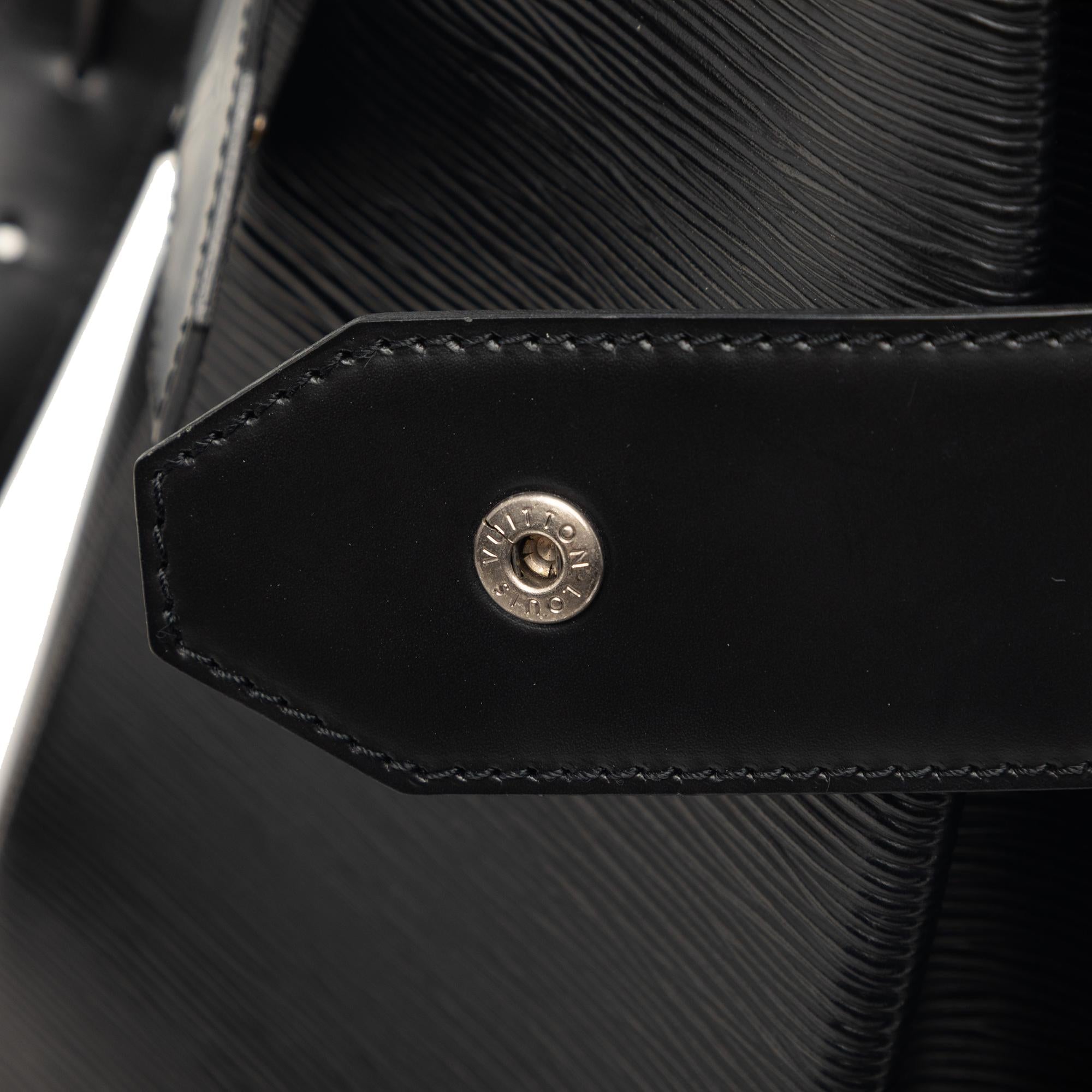 Louis Vuitton Epi Sac D Epaule PM