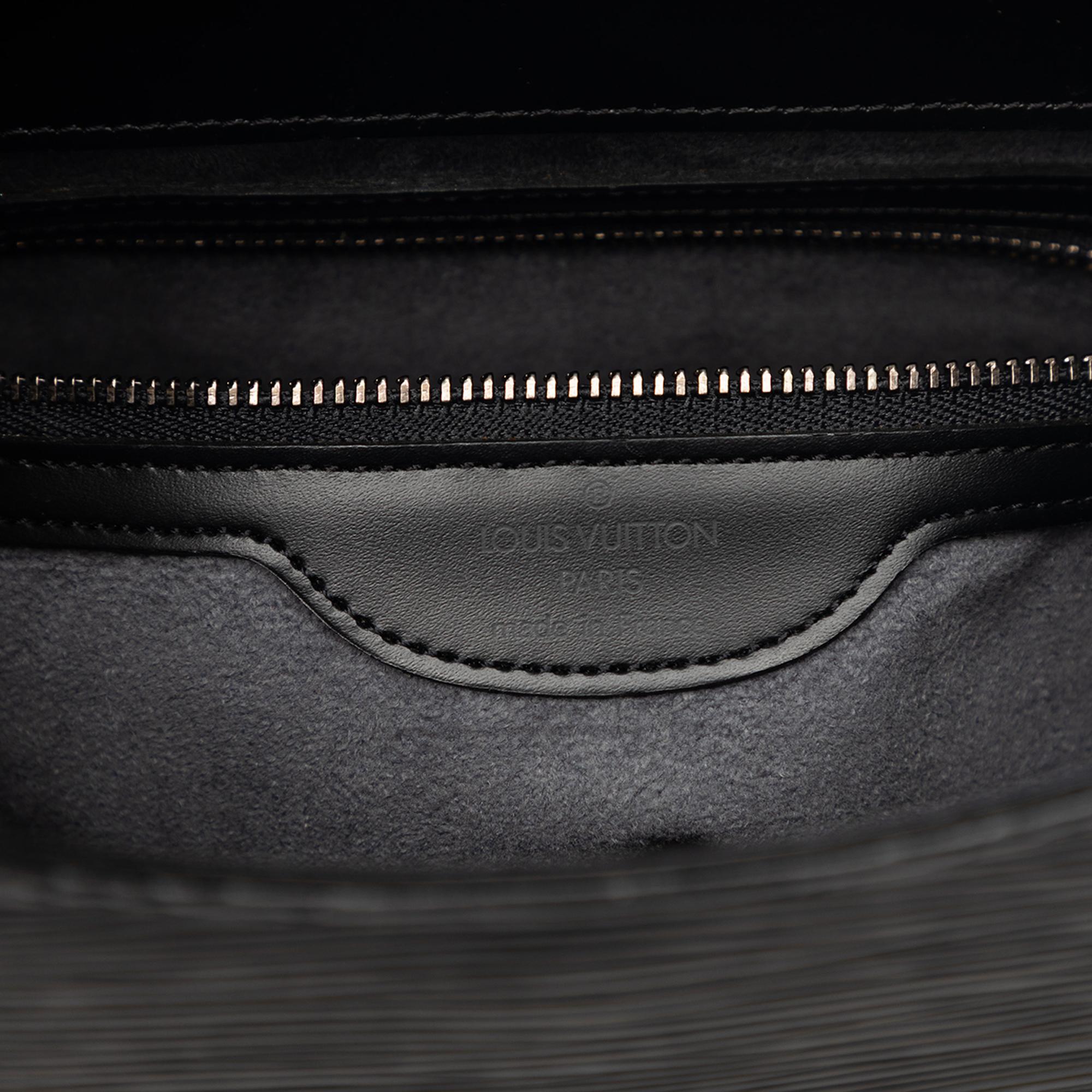 Louis Vuitton Epi Sac Verseau