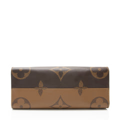 Louis Vuitton Giant Monogram Canvas Onthego MM Tote