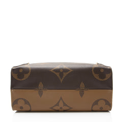 Louis Vuitton Giant Monogram Canvas Onthego MM Tote