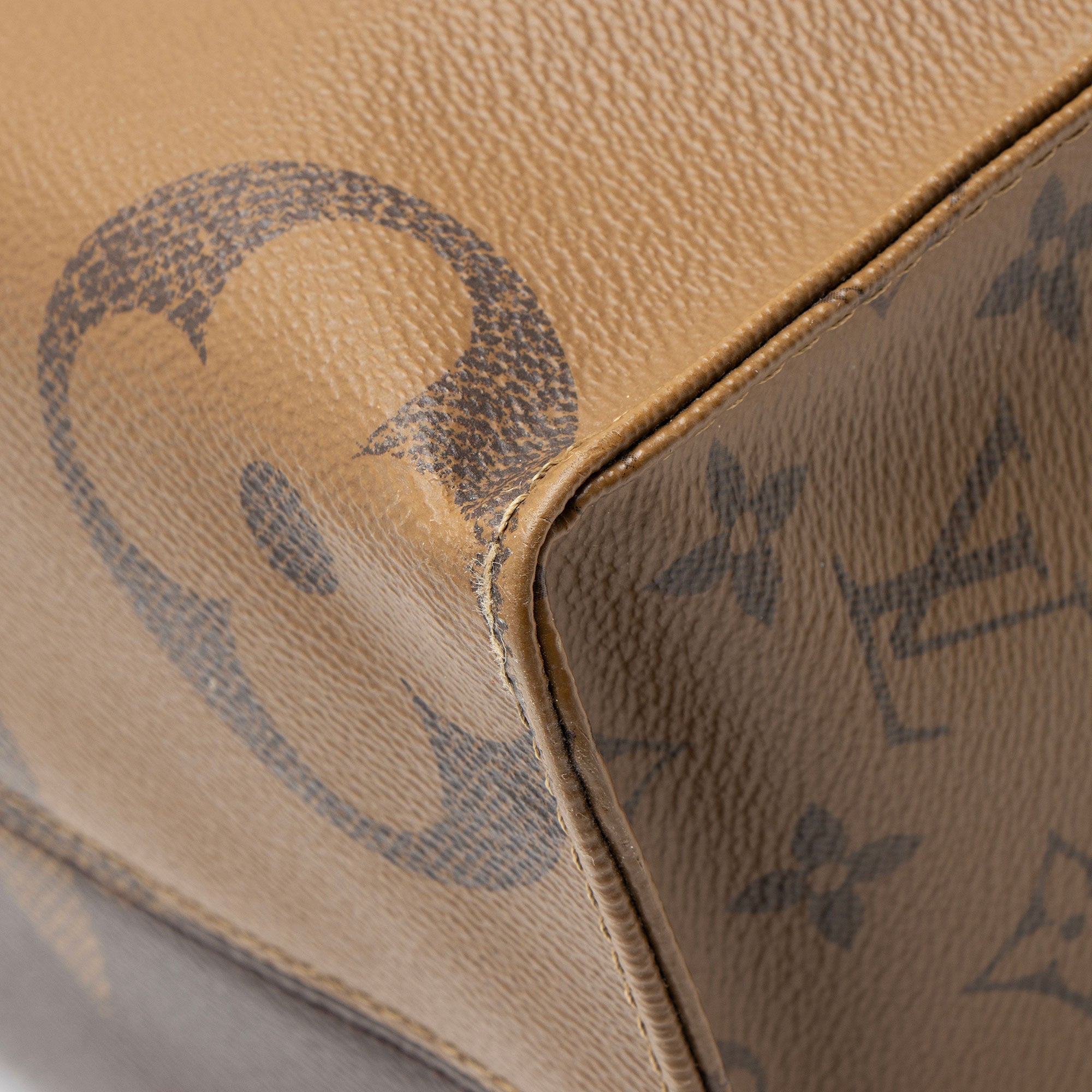 Louis Vuitton Giant Monogram Canvas Onthego MM Tote
