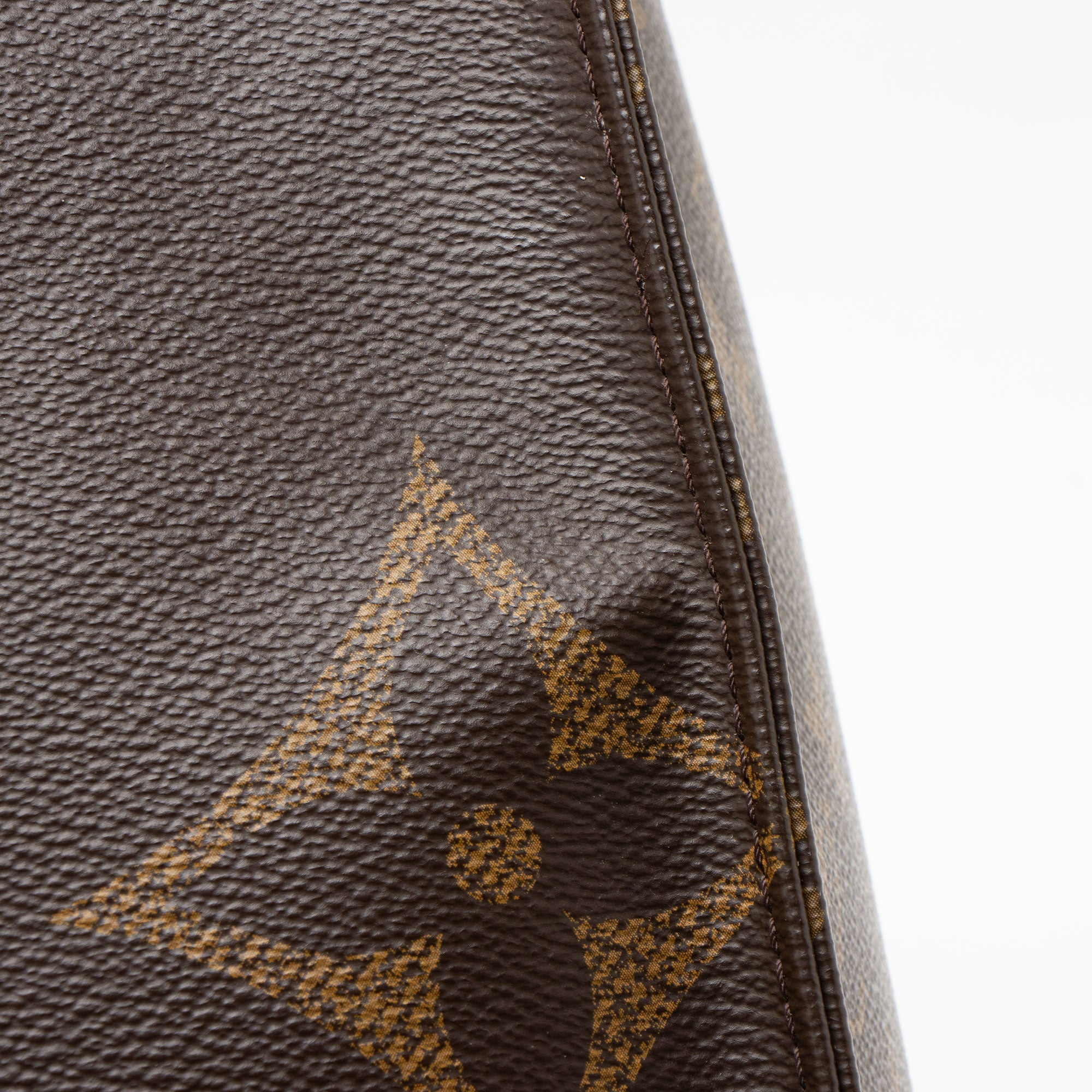 Louis Vuitton Giant Monogram Canvas Onthego MM Tote