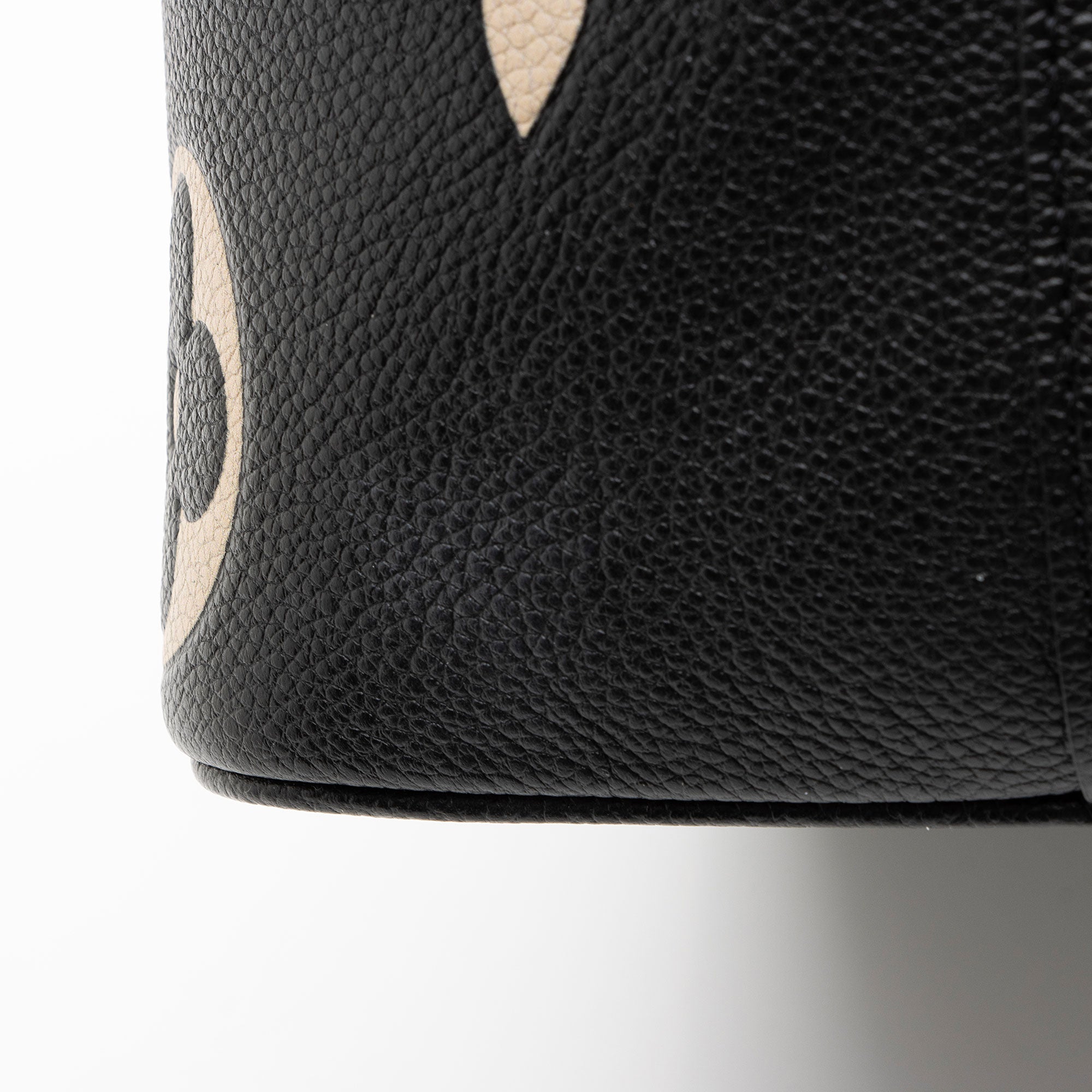 Louis Vuitton Giant Monogram Empreinte Bicolor Neonoe MM Shoulder Bag