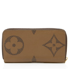 Louis Vuitton Giant Reverse Monogram Zippy Wallet