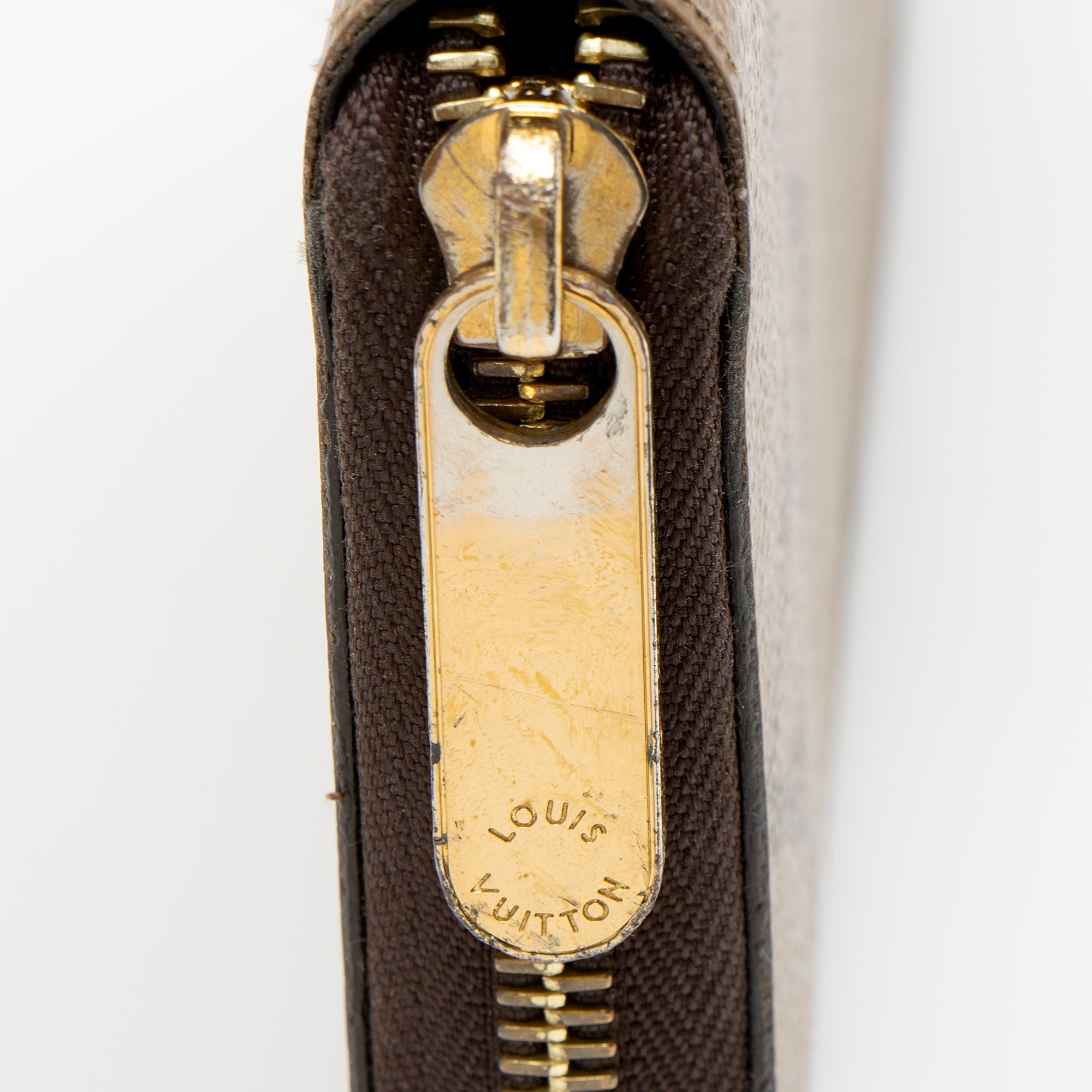 Louis Vuitton Giant Reverse Monogram Zippy Wallet