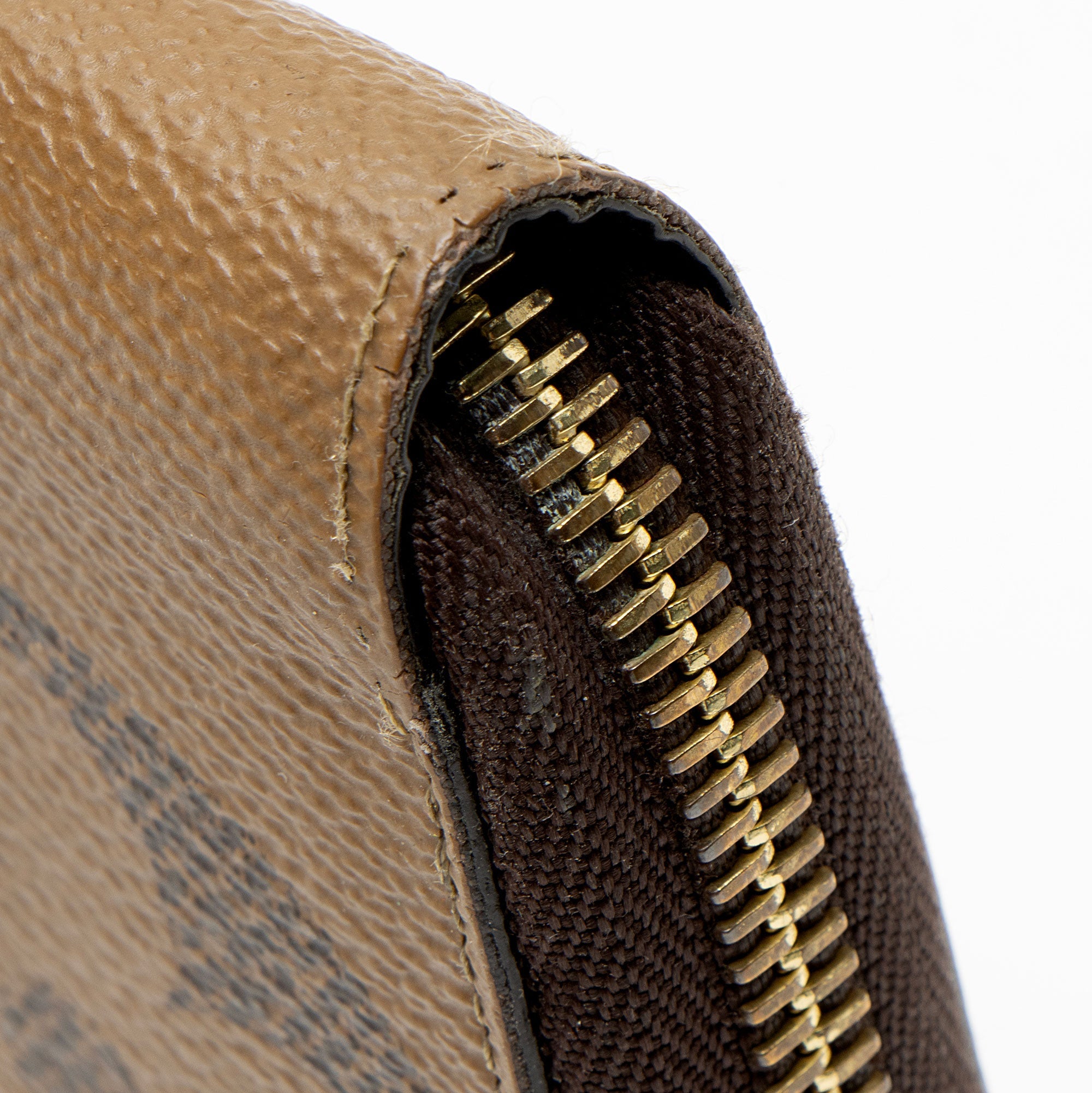 Louis Vuitton Giant Reverse Monogram Zippy Wallet