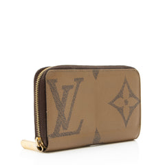Louis Vuitton Giant Reverse Monogram Zippy Wallet