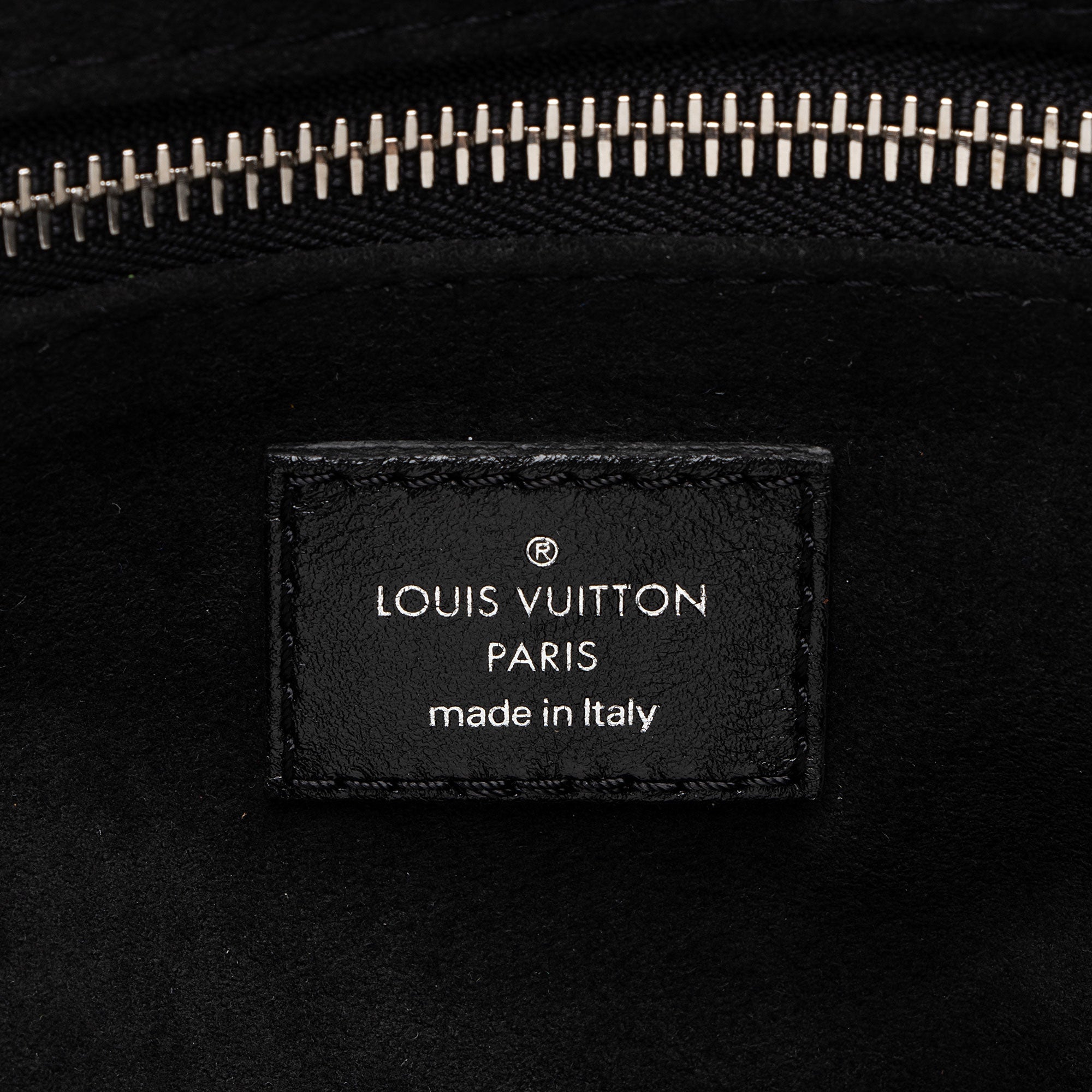 Louis Vuitton Lambskin CarryAll Vibe MM Shoulder Bag