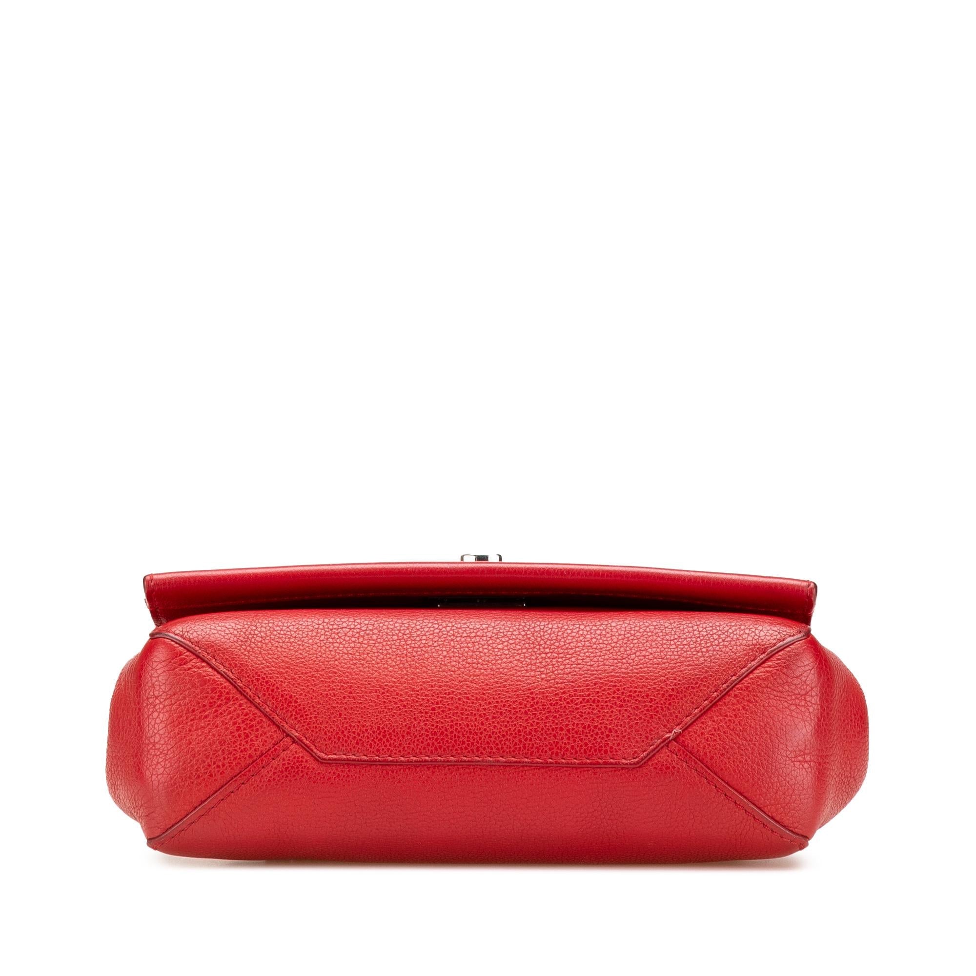 Louis Vuitton Leather Lockme II BB