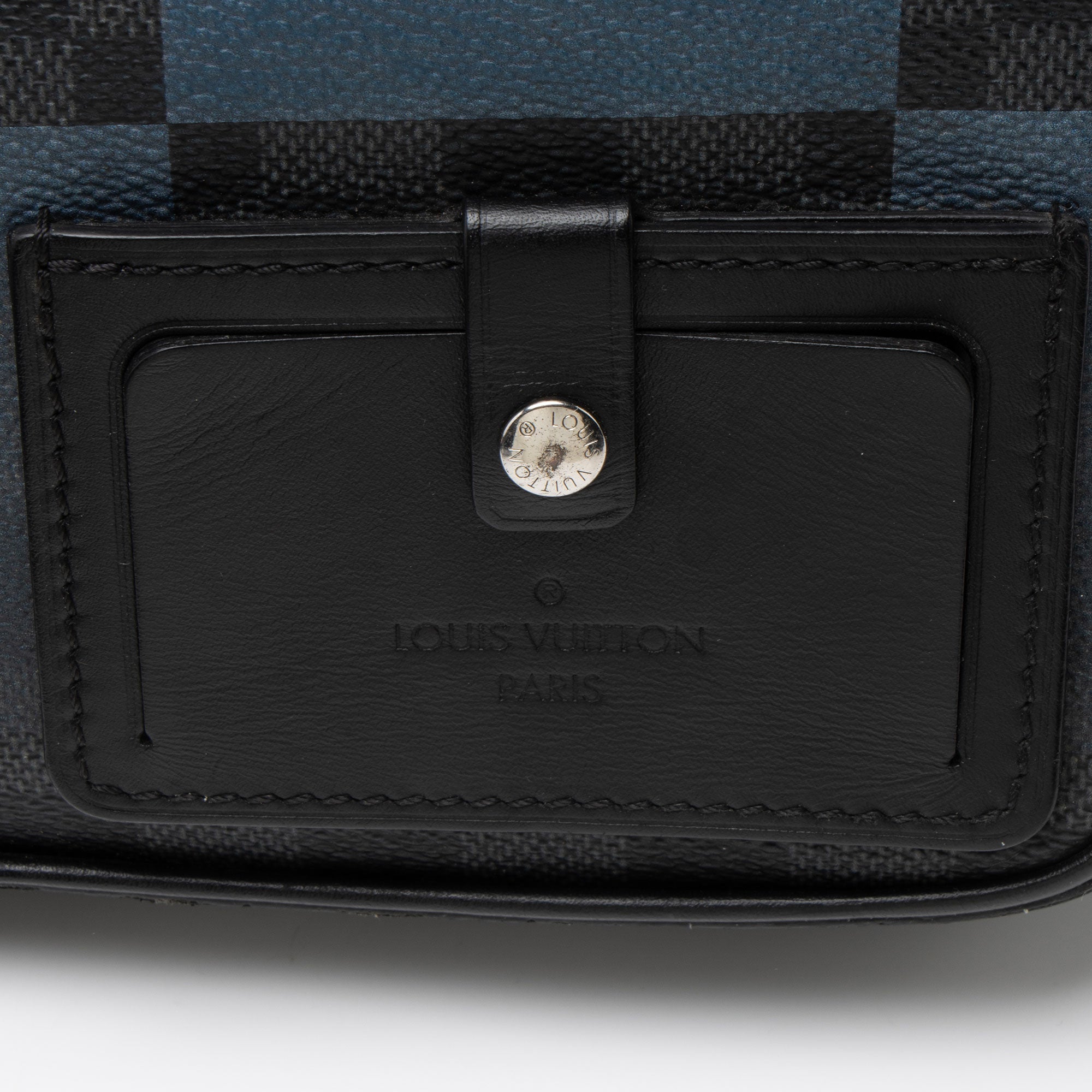 Louis Vuitton Limited Edition Giant Damier Graphite Alpha Messenger