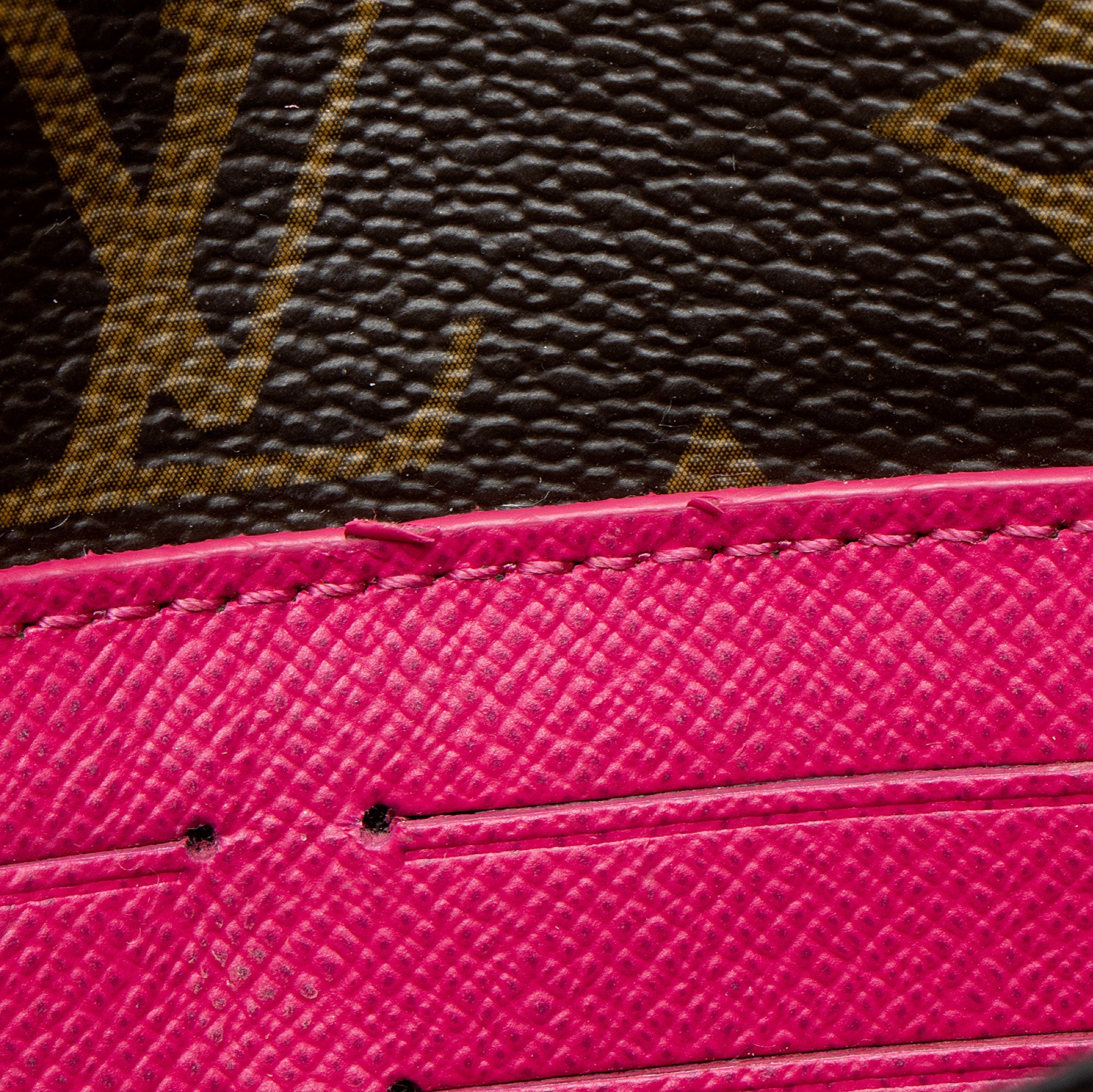 Louis Vuitton Limited Edition Monogram Canvas Animation Ski Bears Pochette Weekend Bag