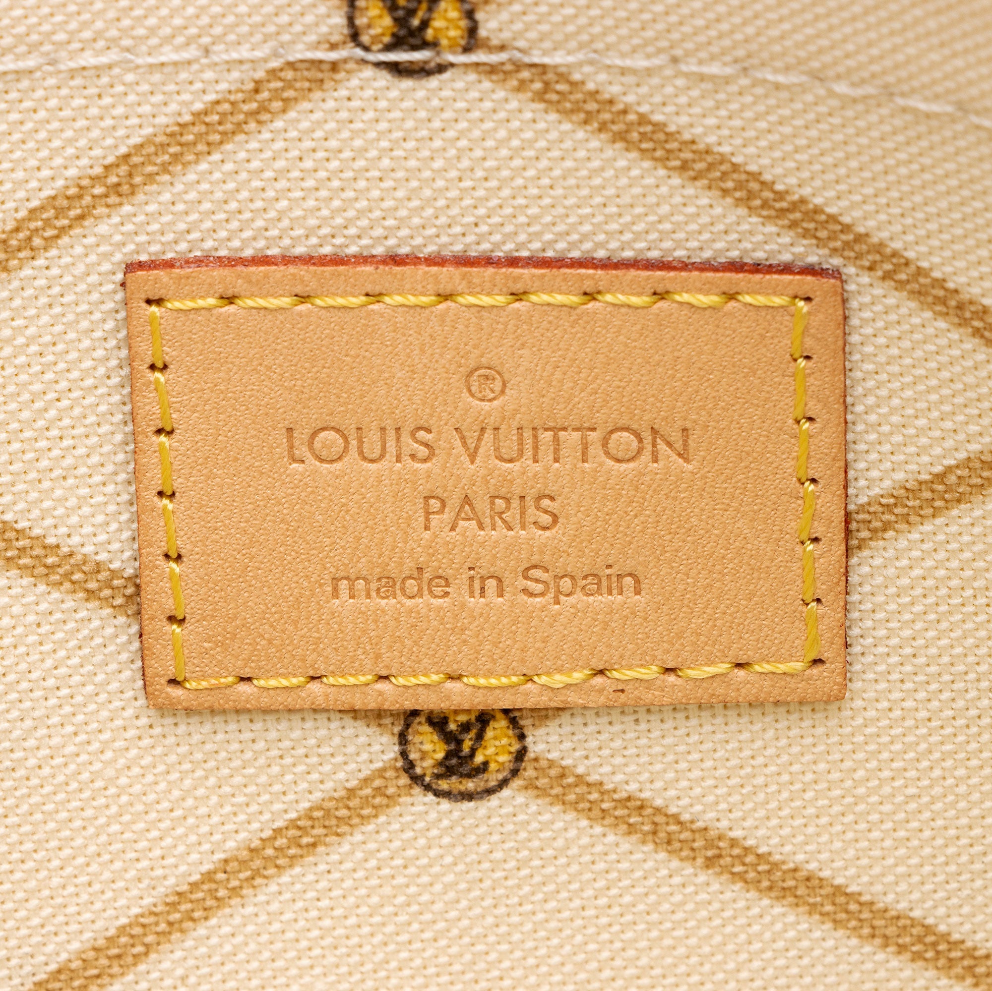 Louis Vuitton Limited Edition Monogram Canvas Summer Trunk Neverfull MM Pochette