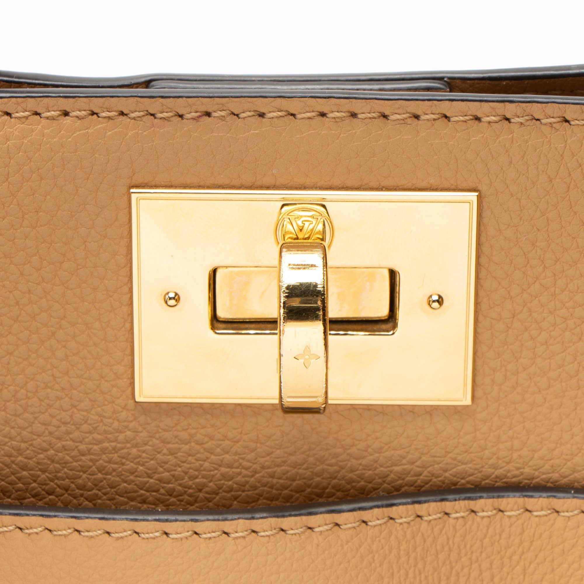 Louis Vuitton Mahina Calfskin On My Side MM Tote