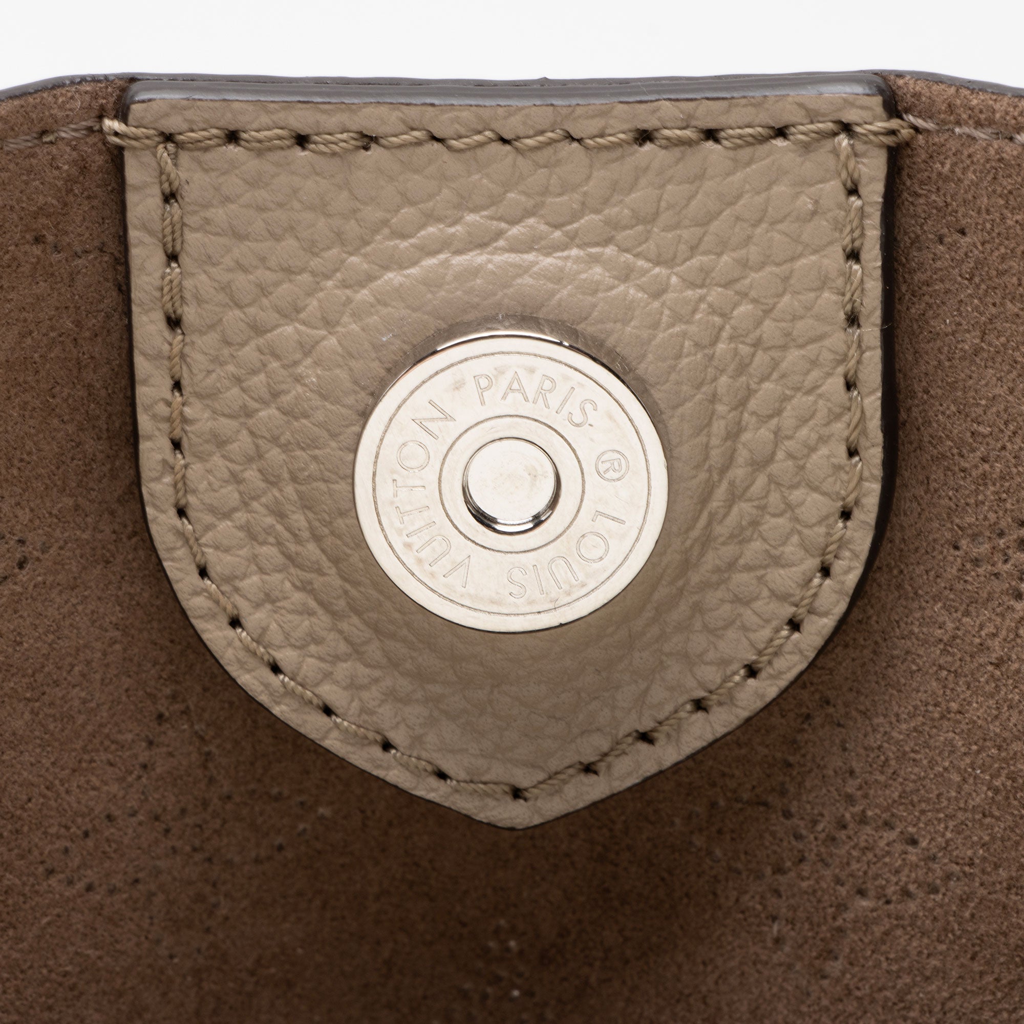 Louis Vuitton Mahina Leather Hina MM Tote