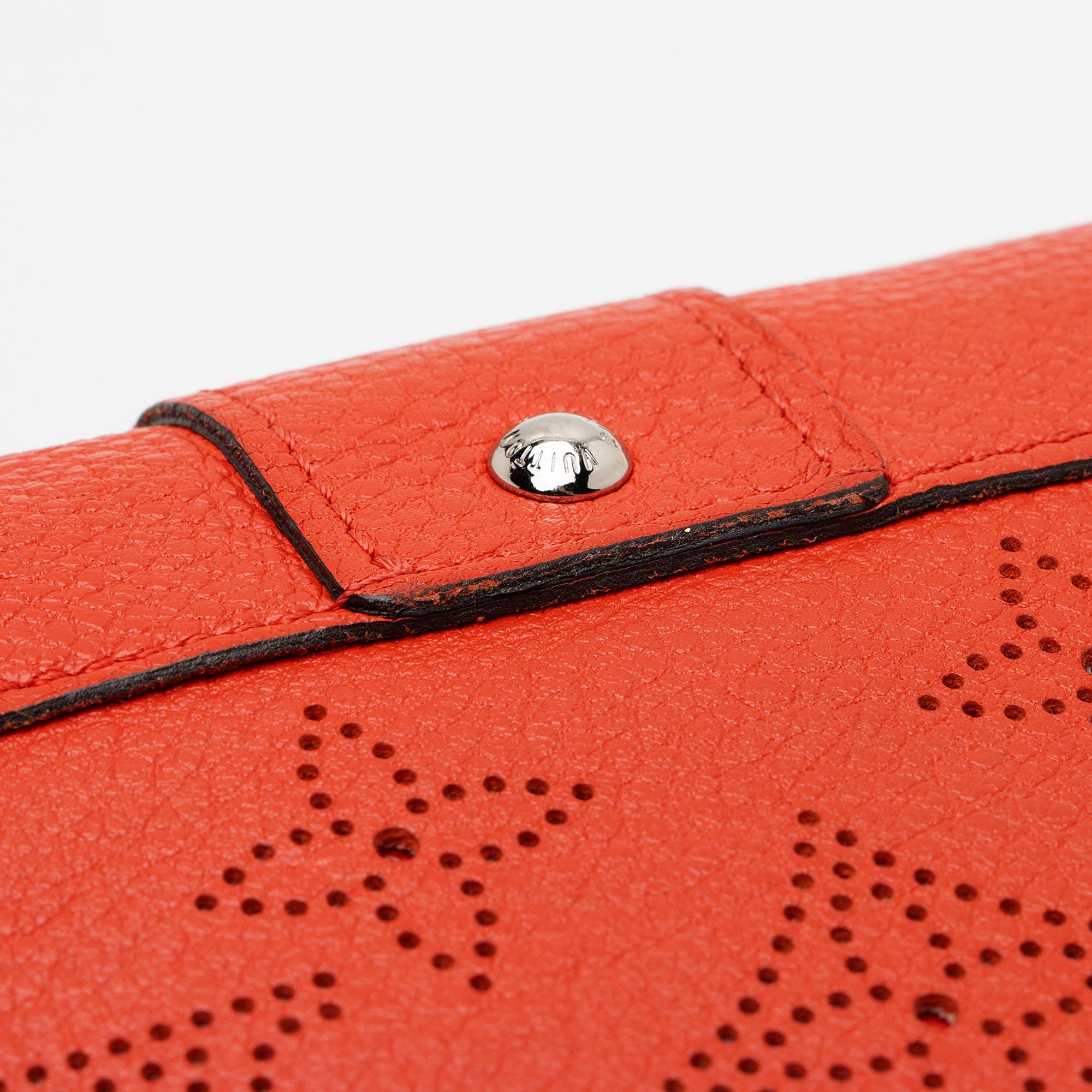 Louis Vuitton Mahina Leather Iris Wallet