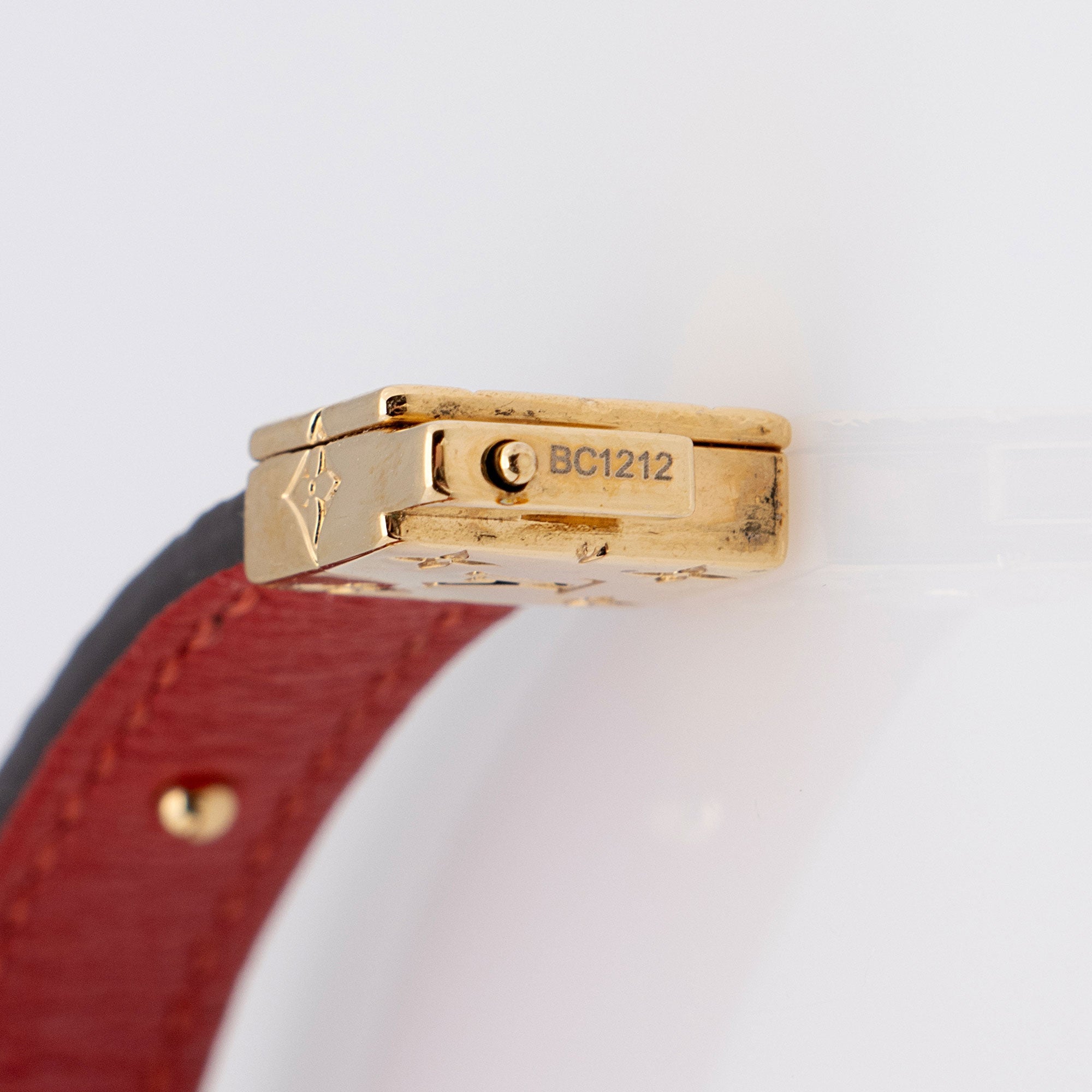 Louis Vuitton Mini Monogram Canvas LV Circle Reversible Bracelet