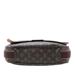 Louis Vuitton Monogram Beaubourg Messenger MM