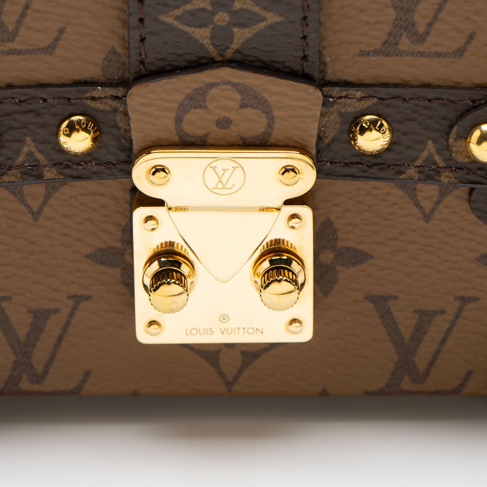 Louis Vuitton Monogram Canvas Essential Trunk NM Shoulder Bag