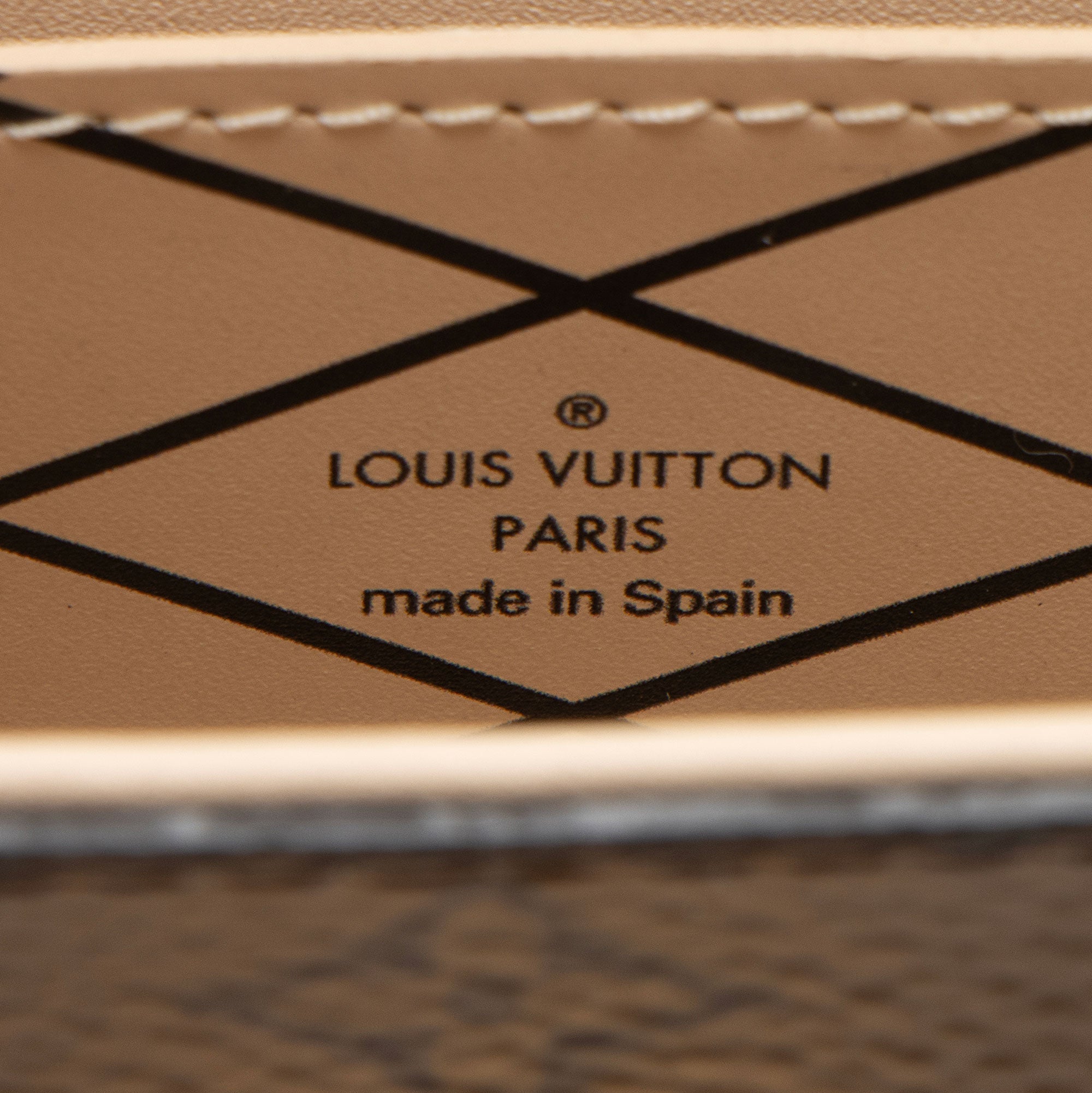 Louis Vuitton Monogram Canvas Essential Trunk NM Shoulder Bag