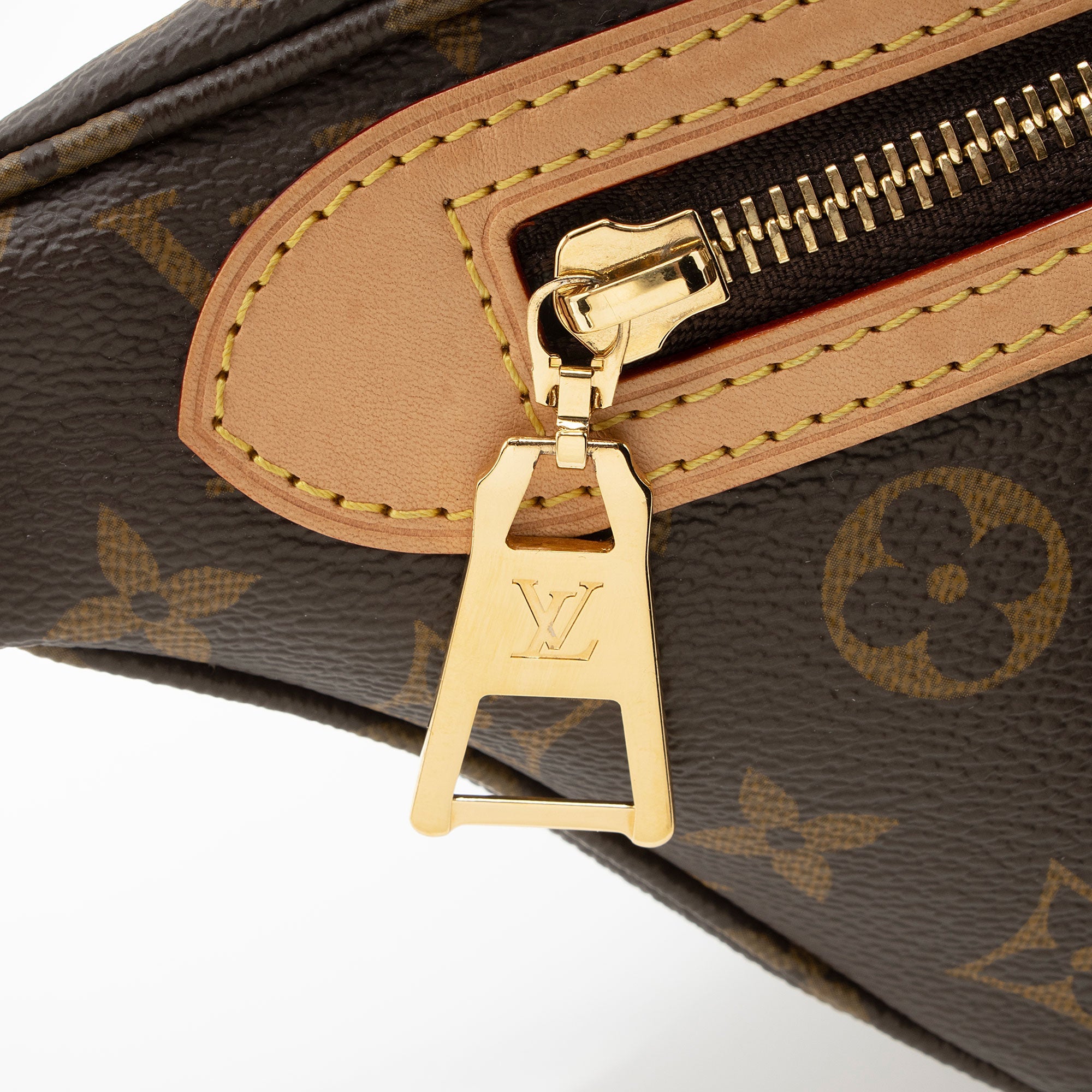 Louis Vuitton Monogram Canvas High Rise Bumbag