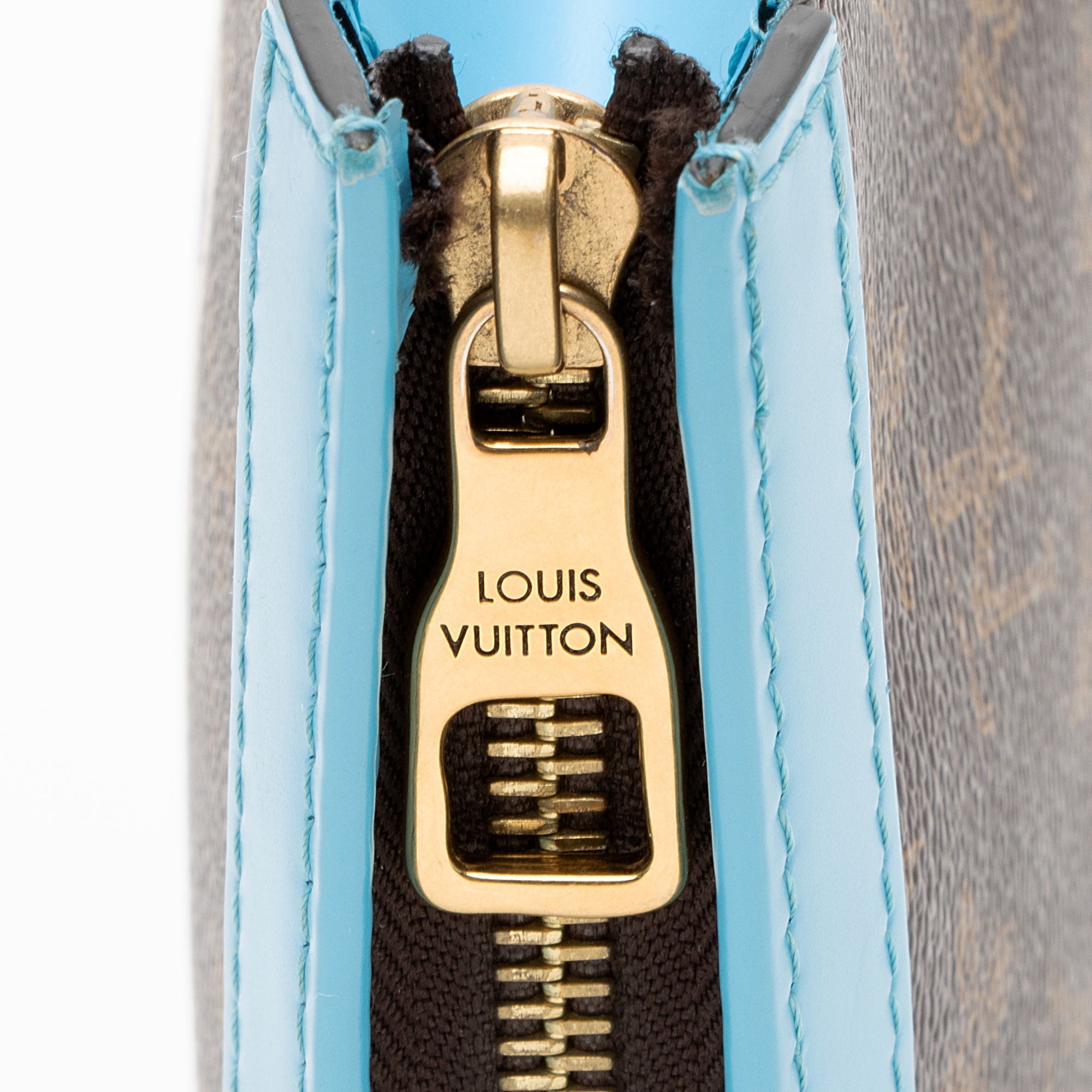 Louis Vuitton Monogram Canvas No.7 Trunk L'Oeil Voyage MM Pochette
