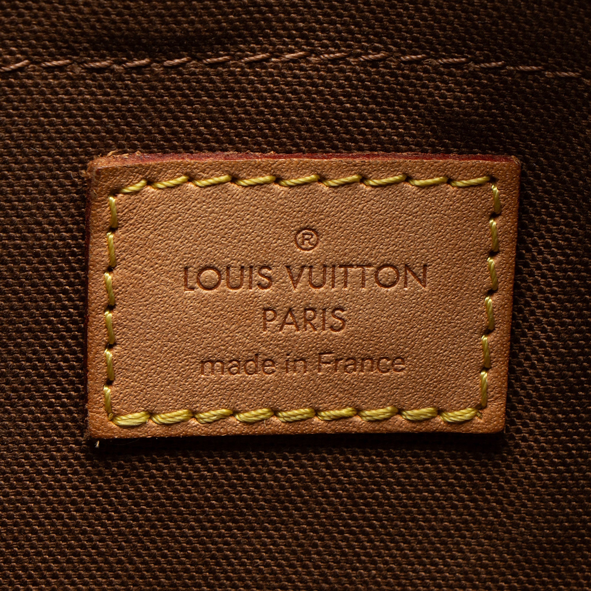 Louis Vuitton Monogram Canvas Thames GM Shoulder Bag