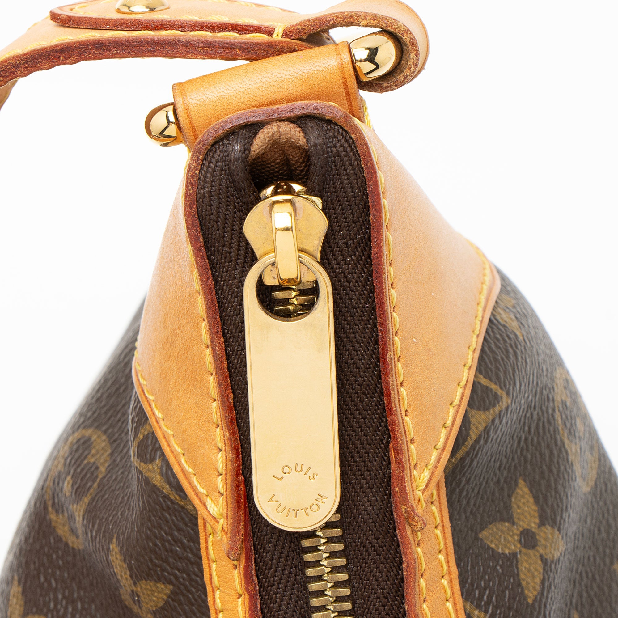 Louis Vuitton Monogram Canvas Thames GM Shoulder Bag