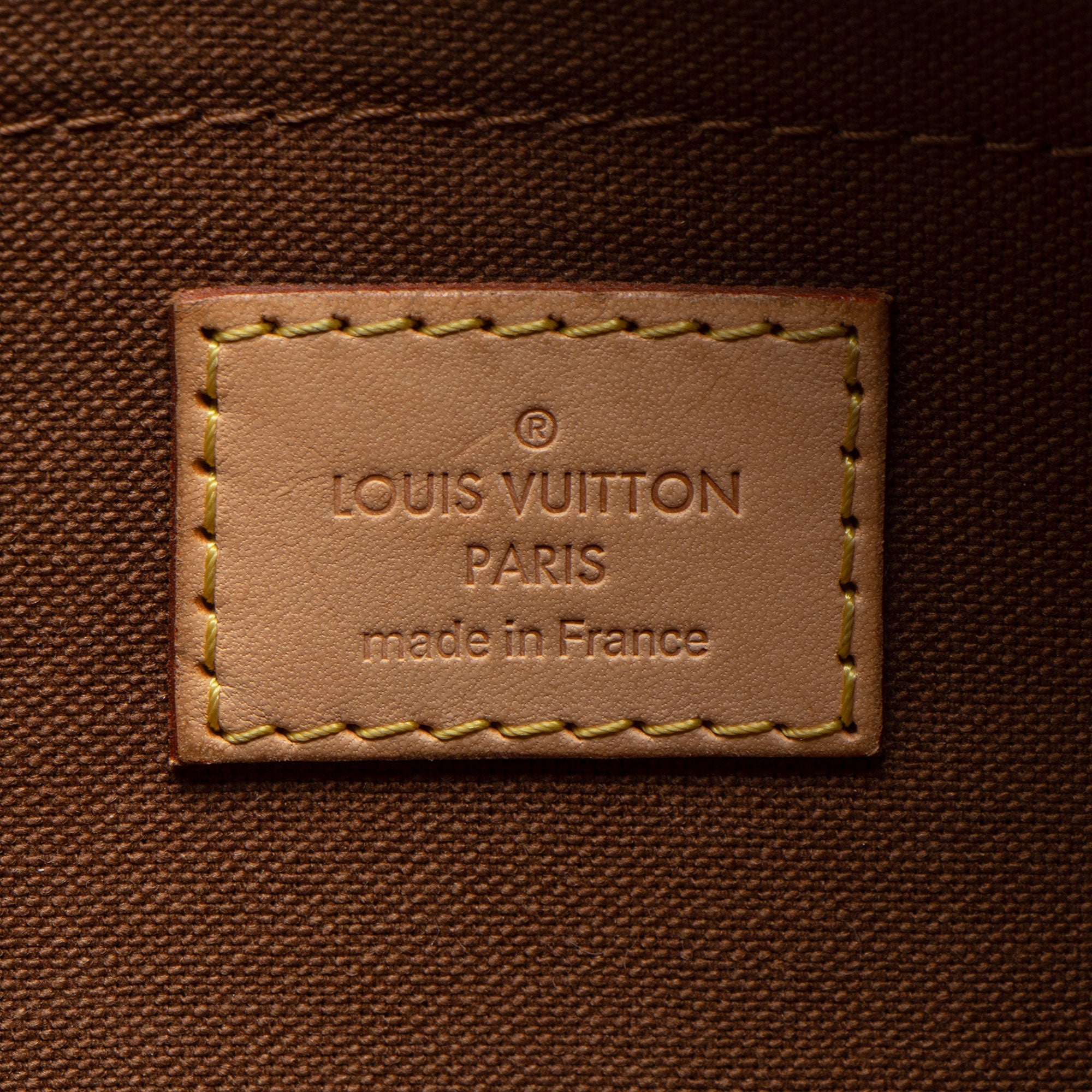 Louis Vuitton Monogram Canvas Thames GM Shoulder Bag