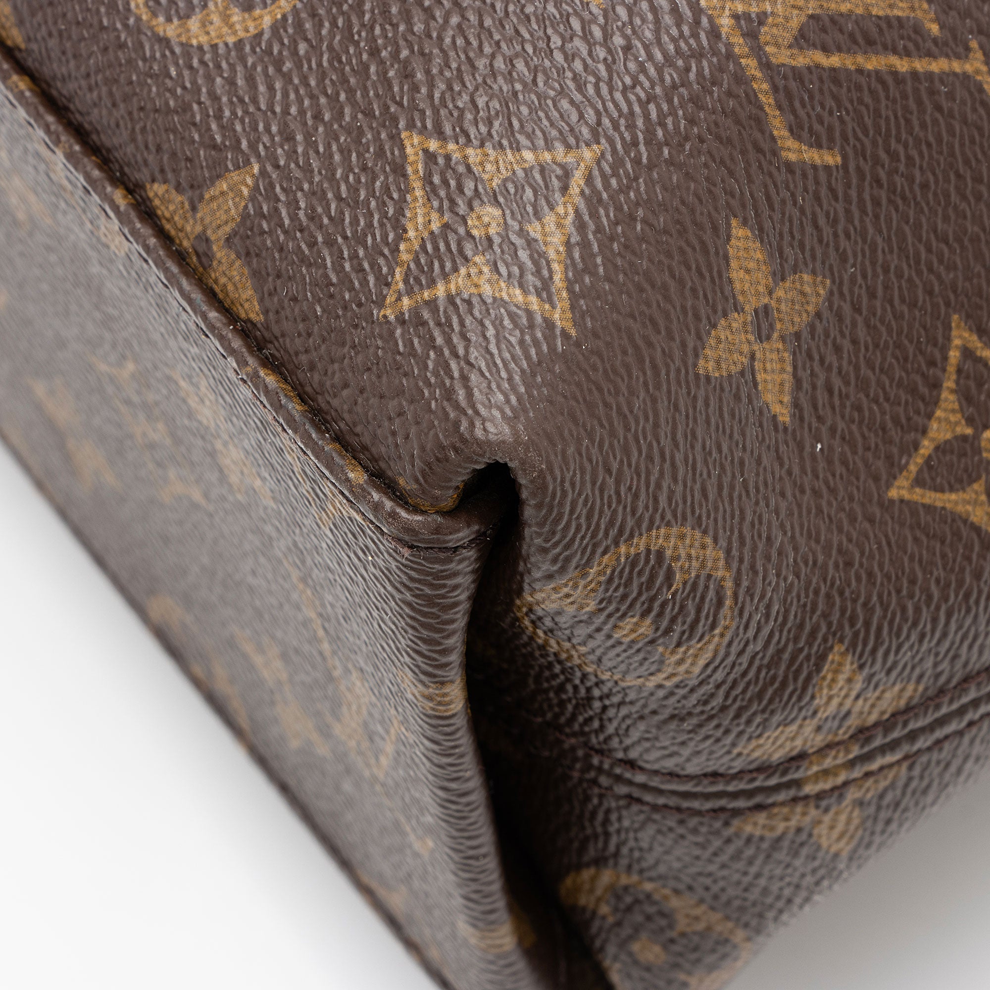 Louis Vuitton Monogram Canvas Tuileries Besace Shoulder Bag