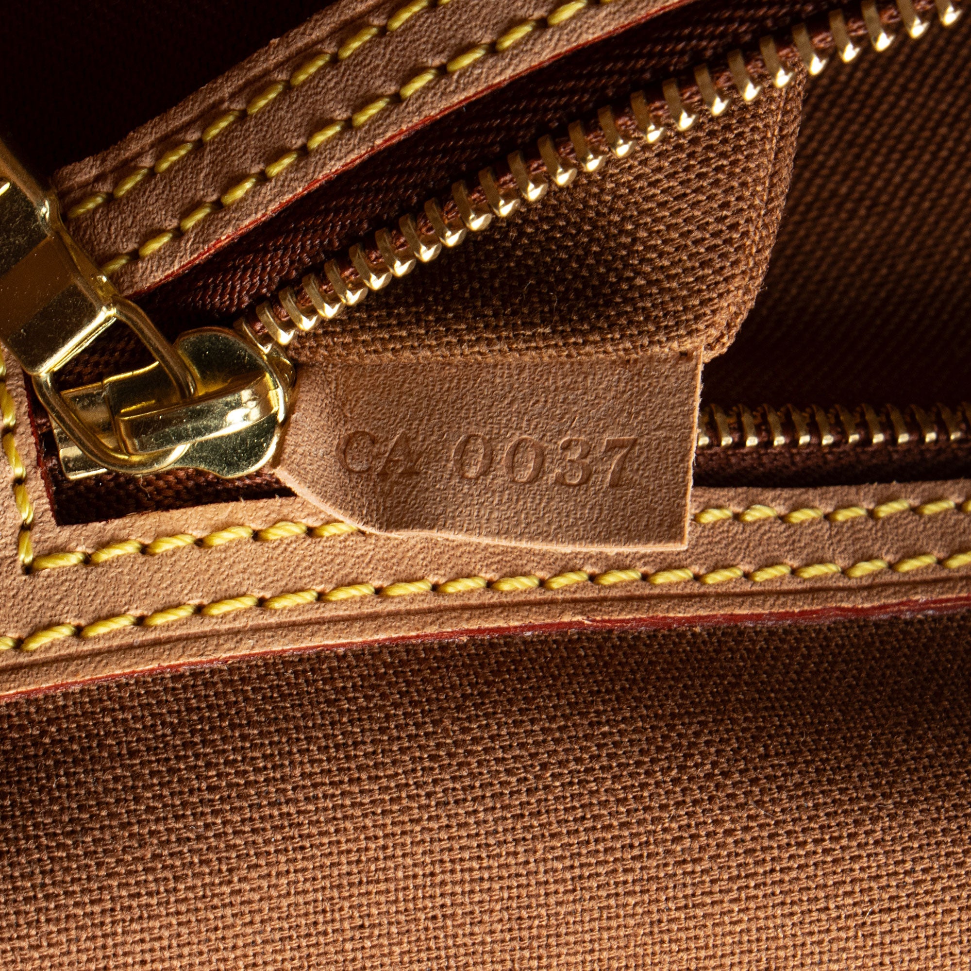 Louis Vuitton Monogram Canvas Valmy MM Messenger